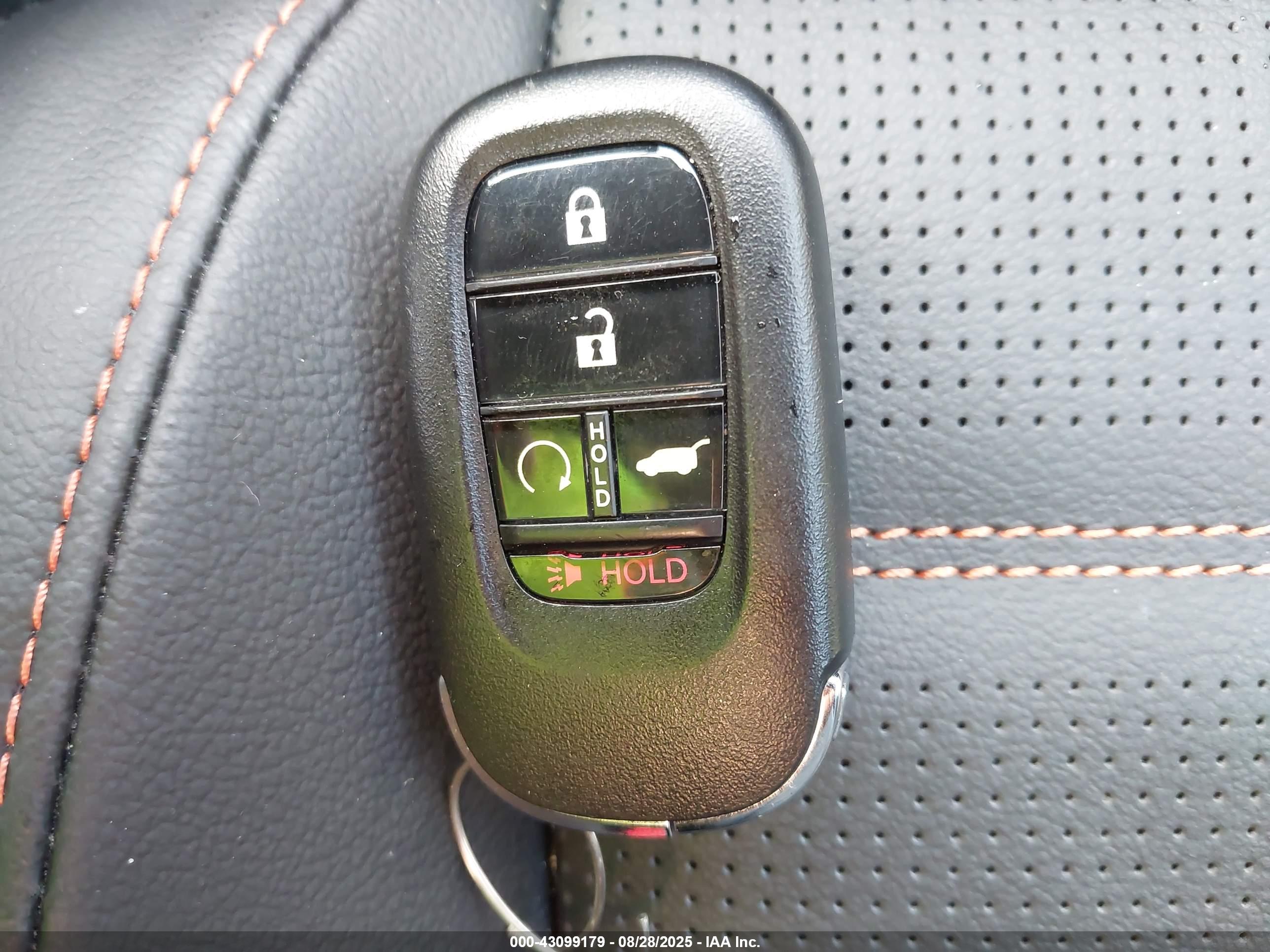 HONDA CR-V image 11