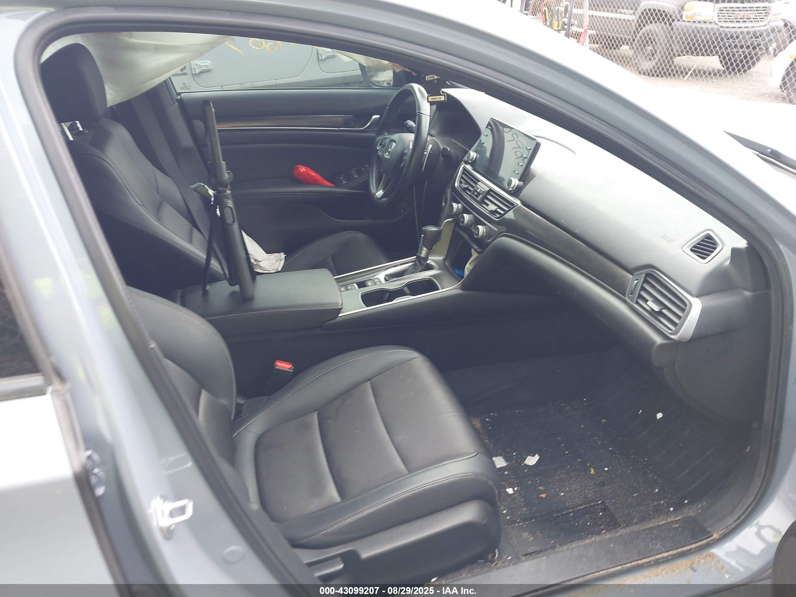 HONDA ACCORD image 5