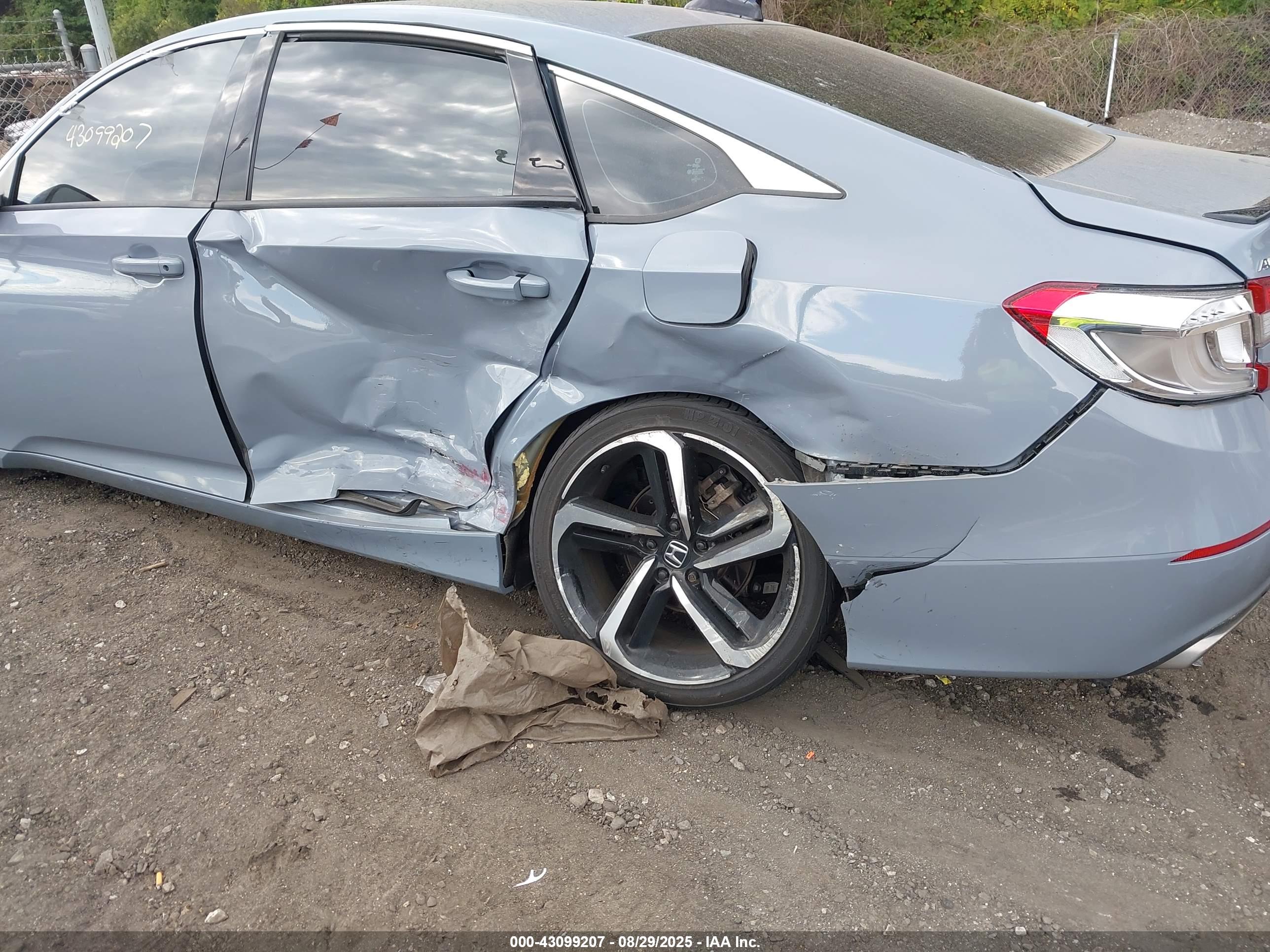 HONDA ACCORD image 6