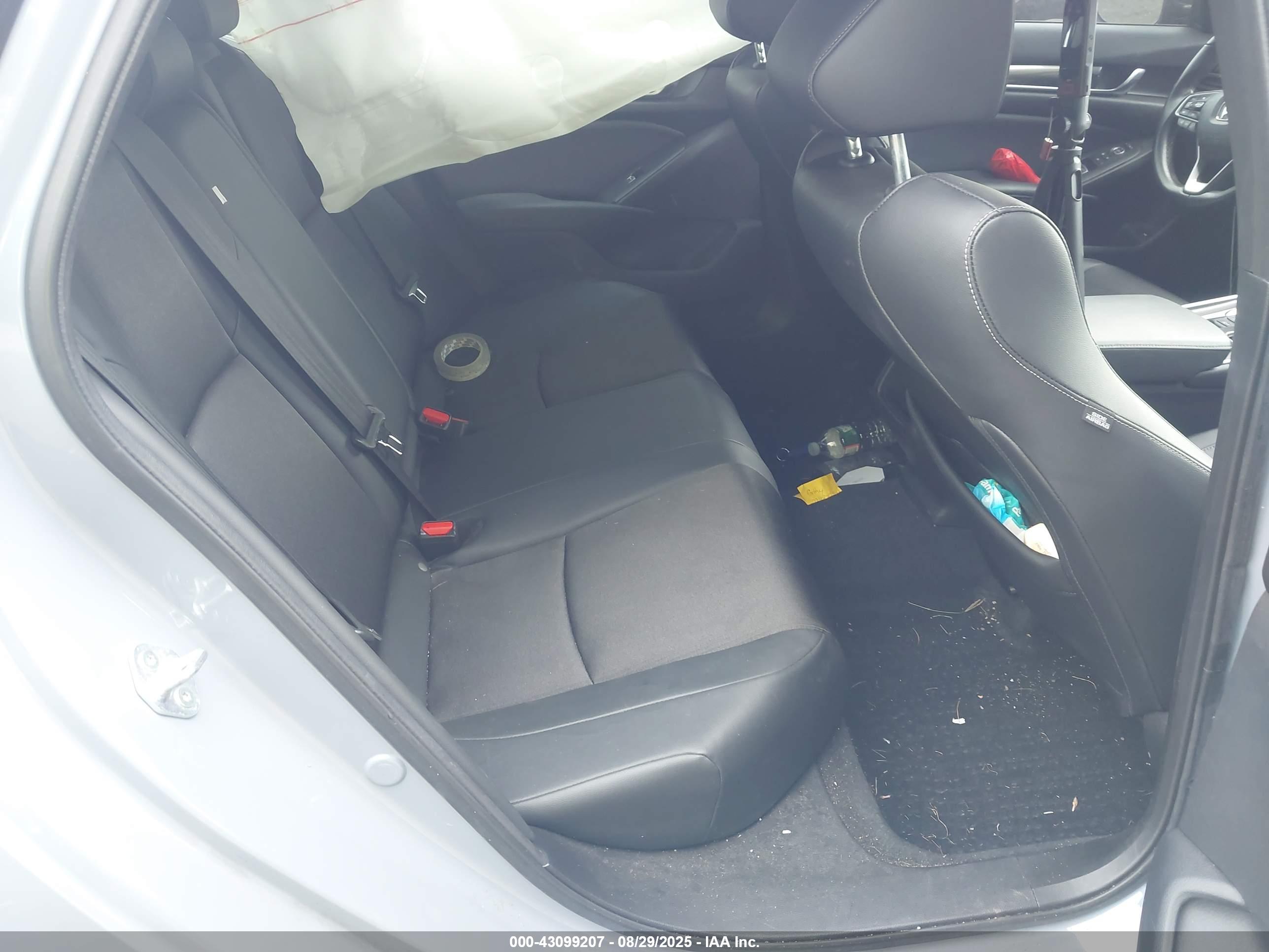 HONDA ACCORD image 8