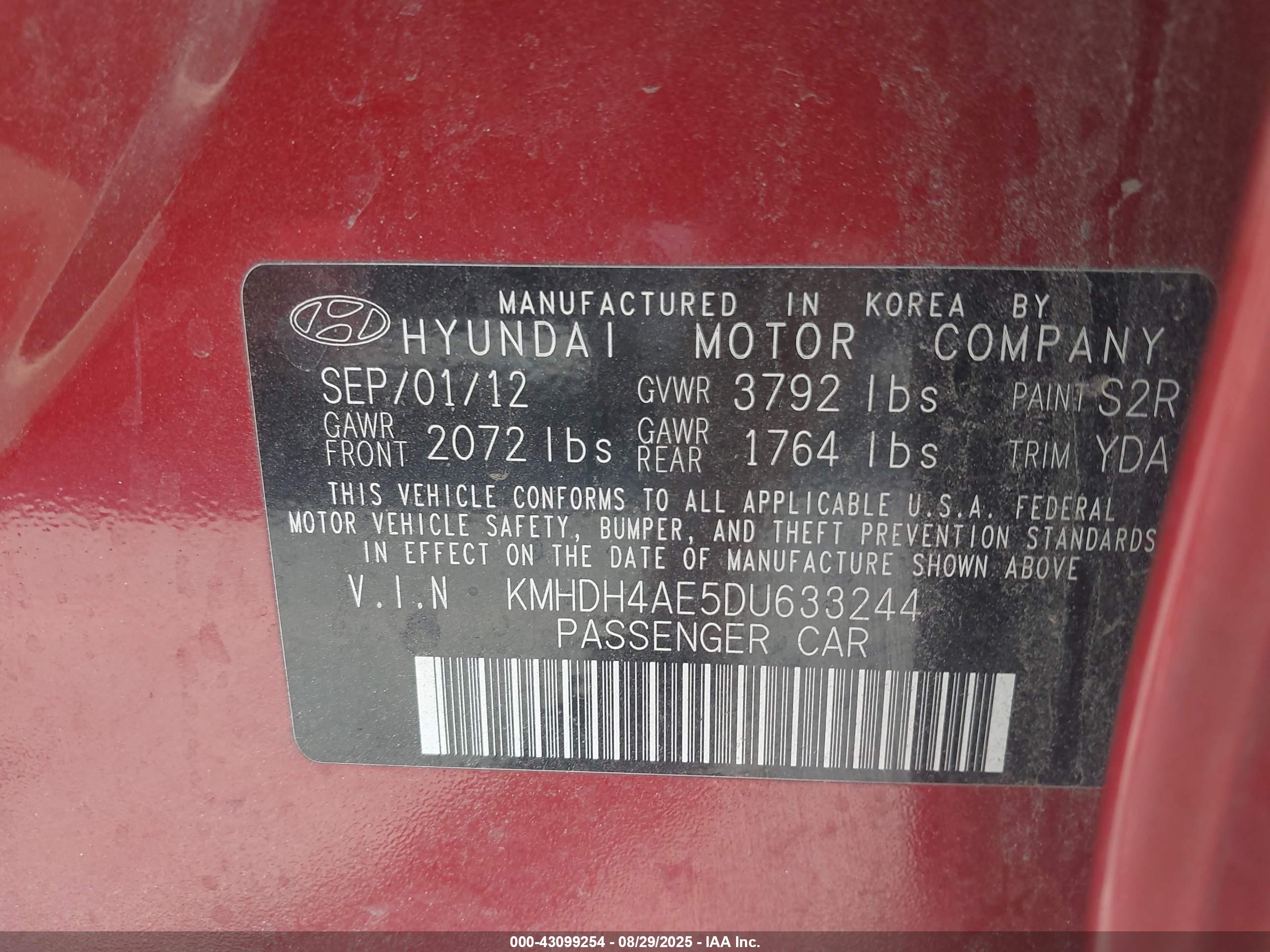 HYUNDAI ELANTRA image 9