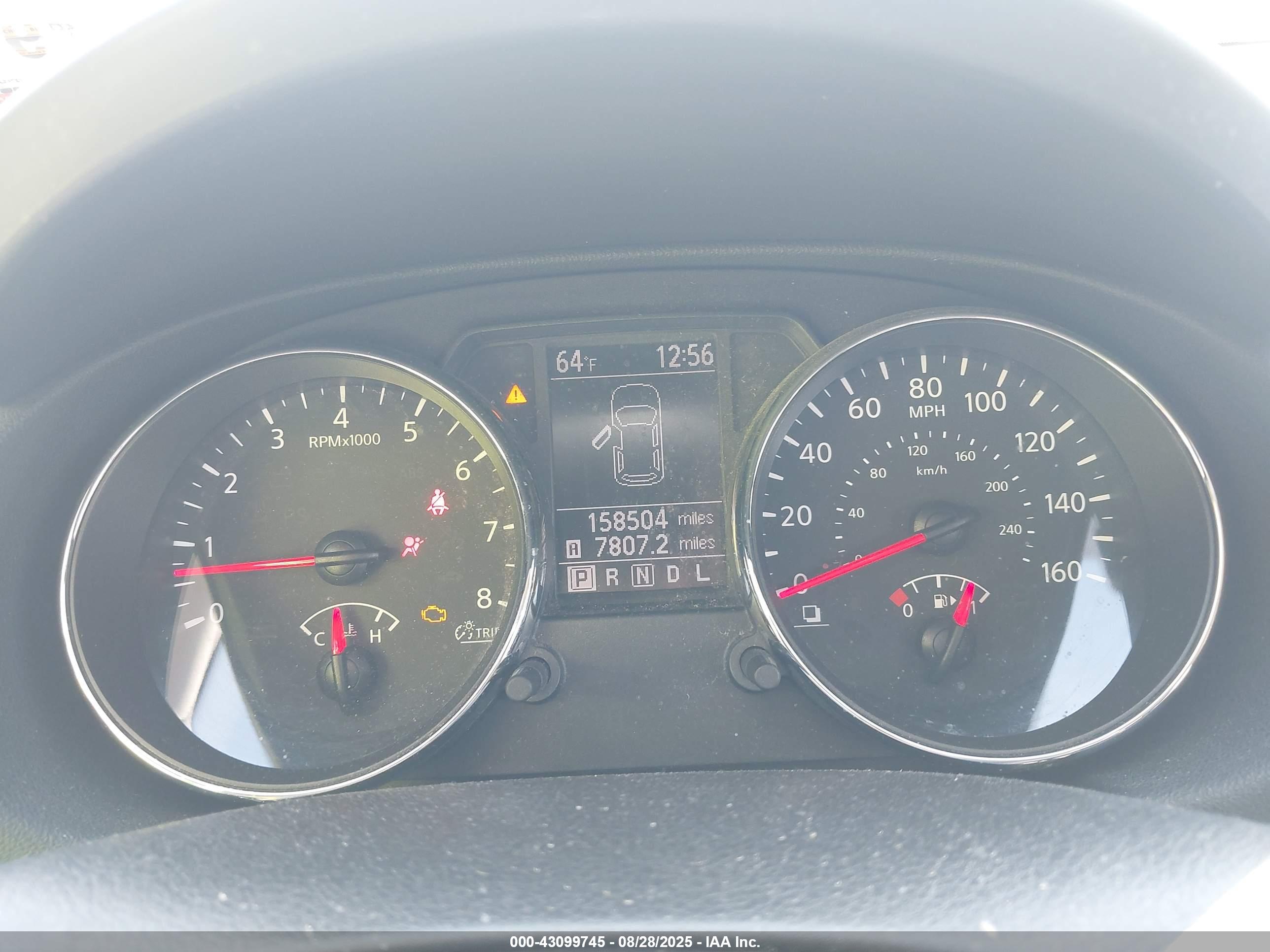 NISSAN ROGUE image 7