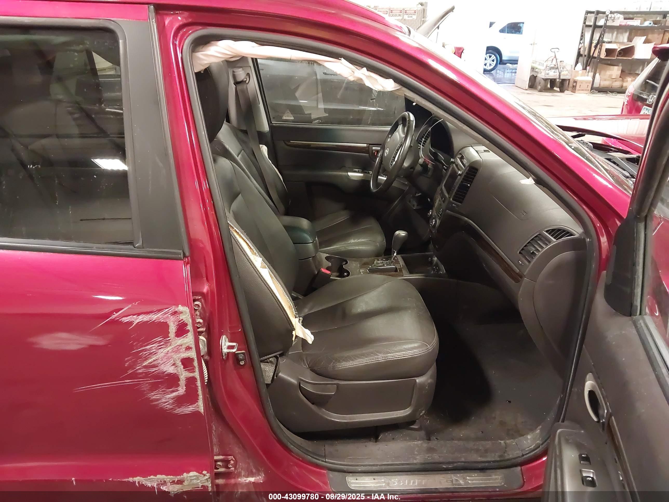 HYUNDAI SANTA image 5
