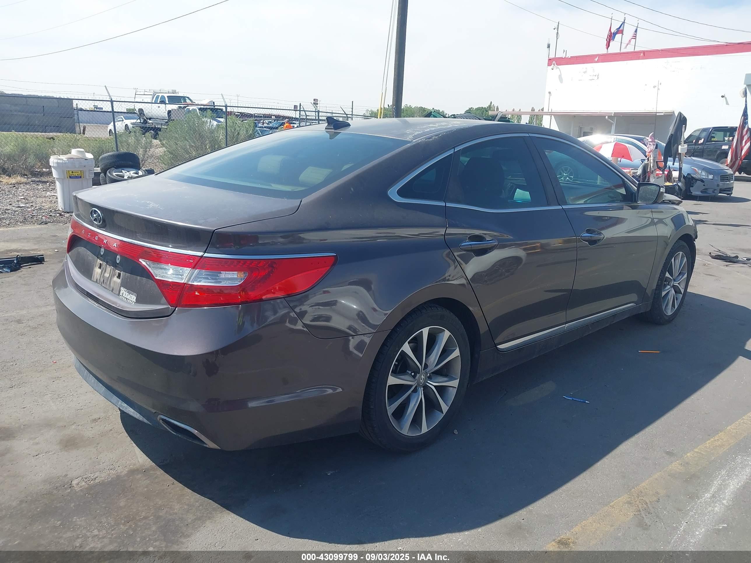 HYUNDAI AZERA image 4