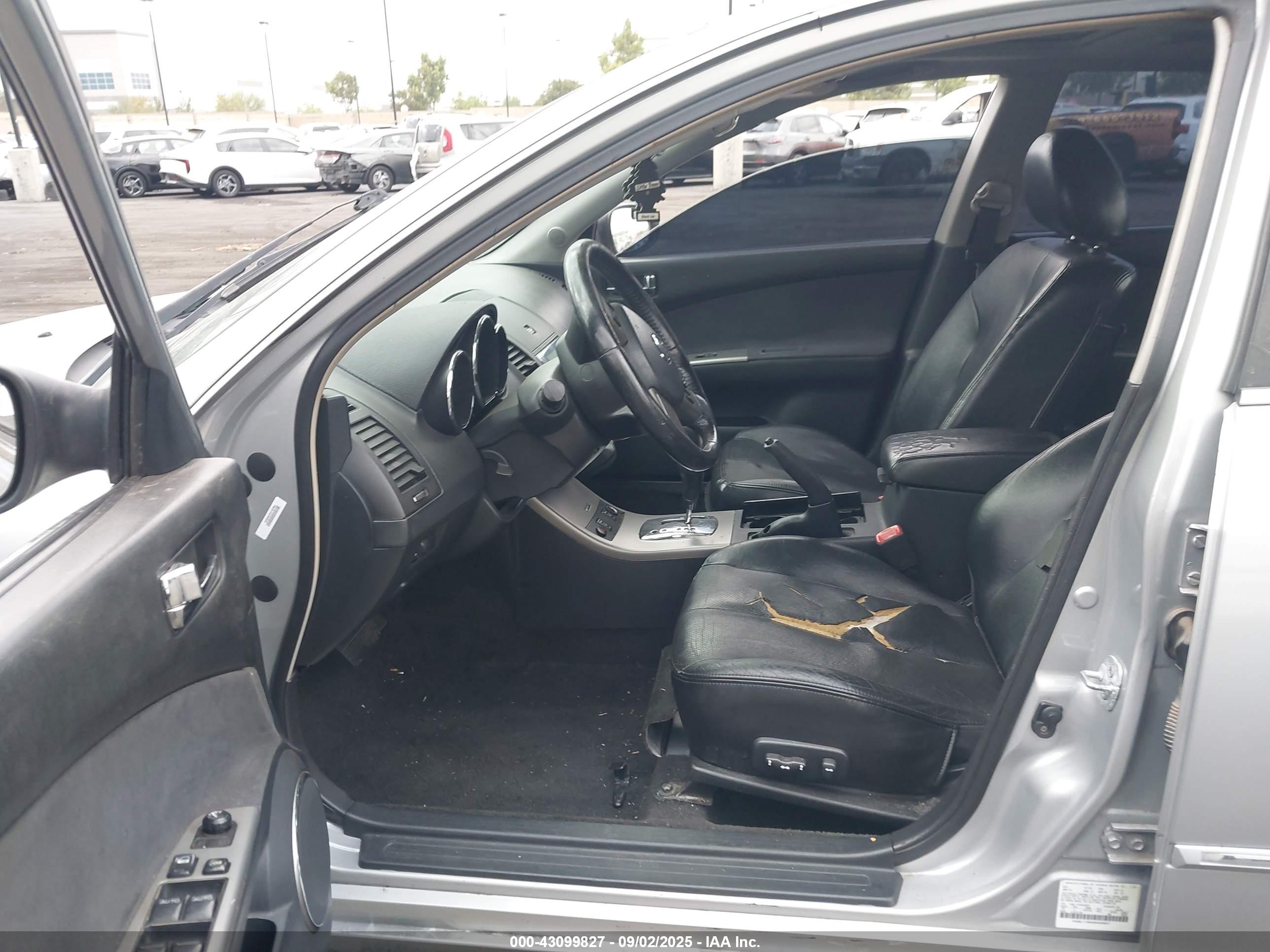 NISSAN ALTIMA image 5