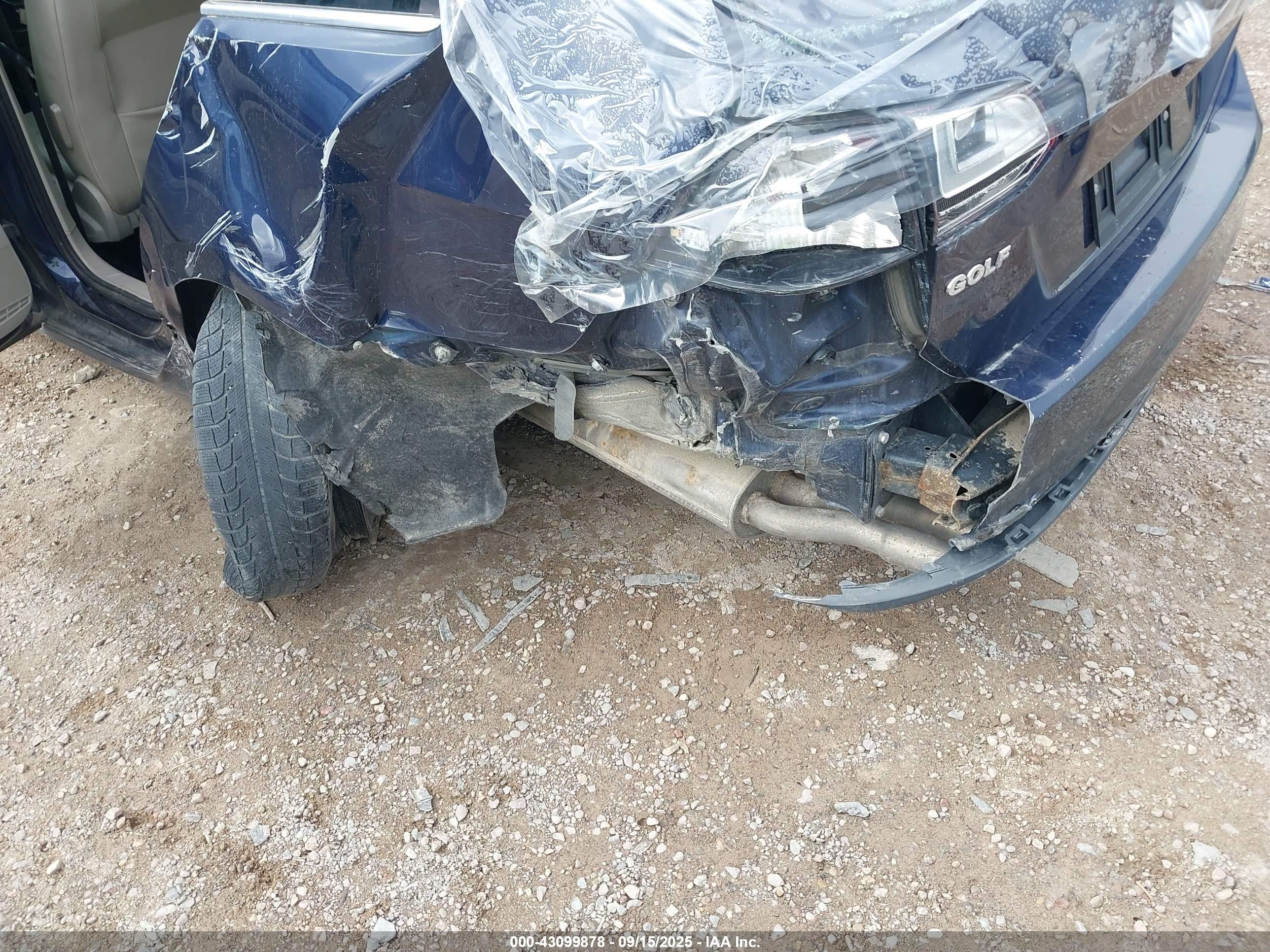 VOLKSWAGEN GOLF image 6