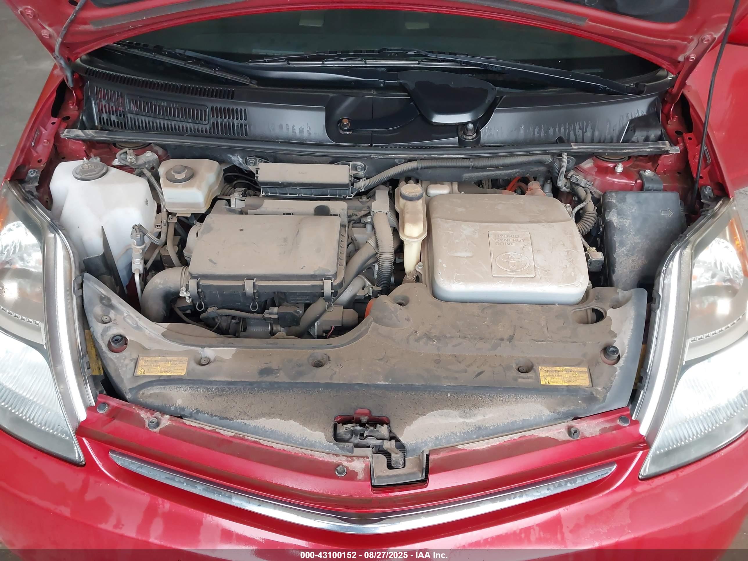 TOYOTA PRIUS image 10
