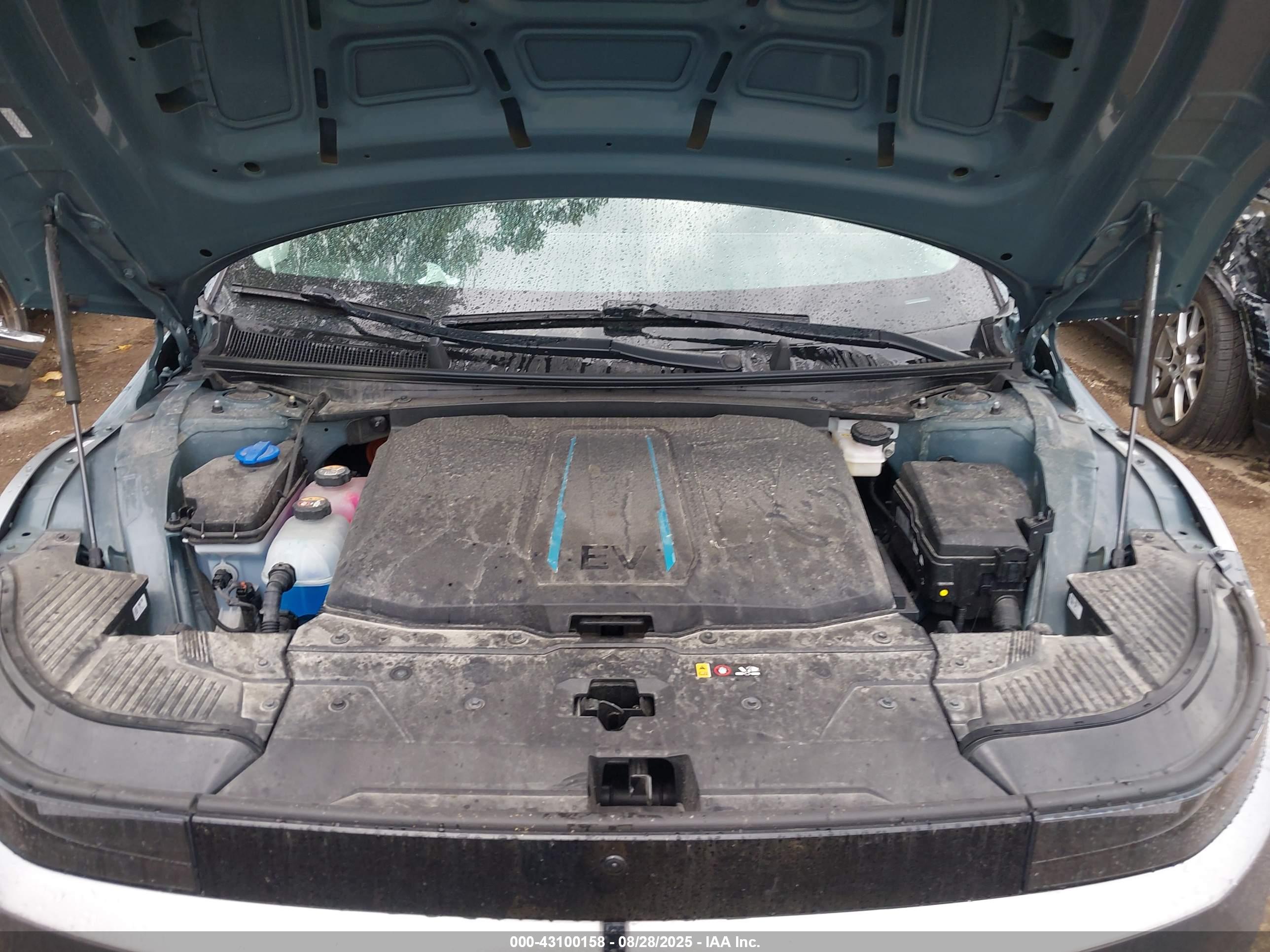 HYUNDAI IONIQ image 10