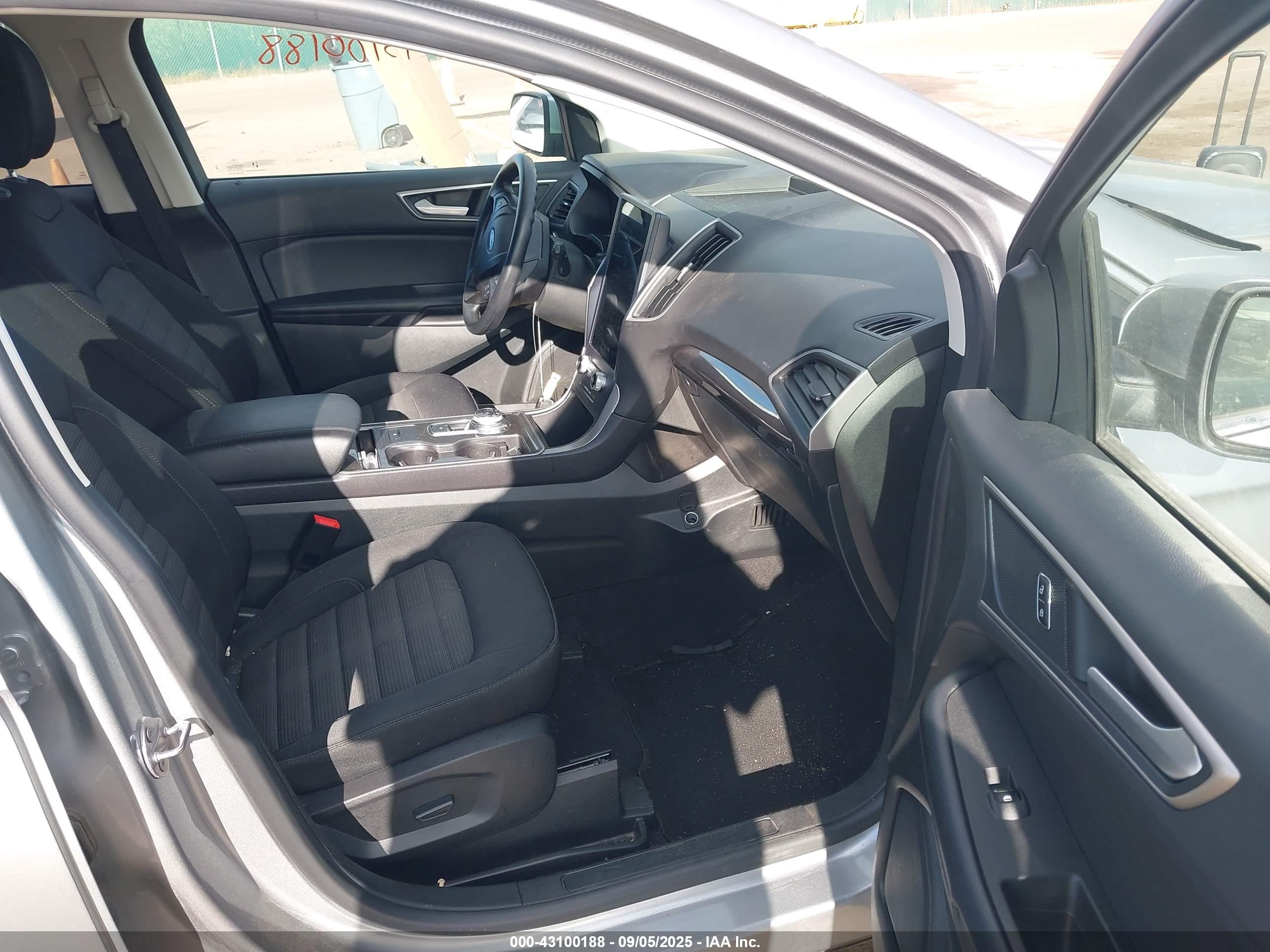 FORD EDGE image 5