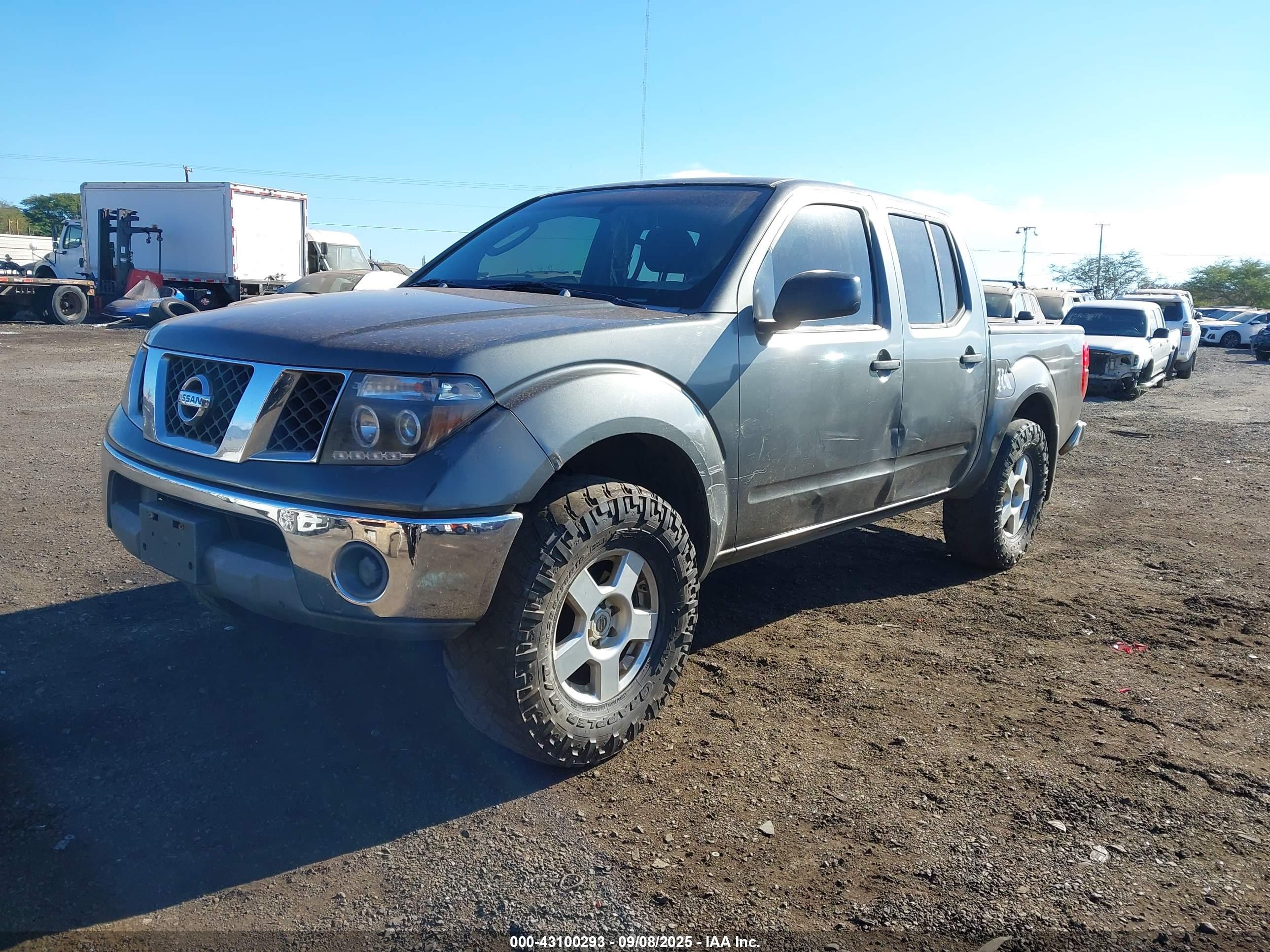 NISSAN FRONTIER image 2