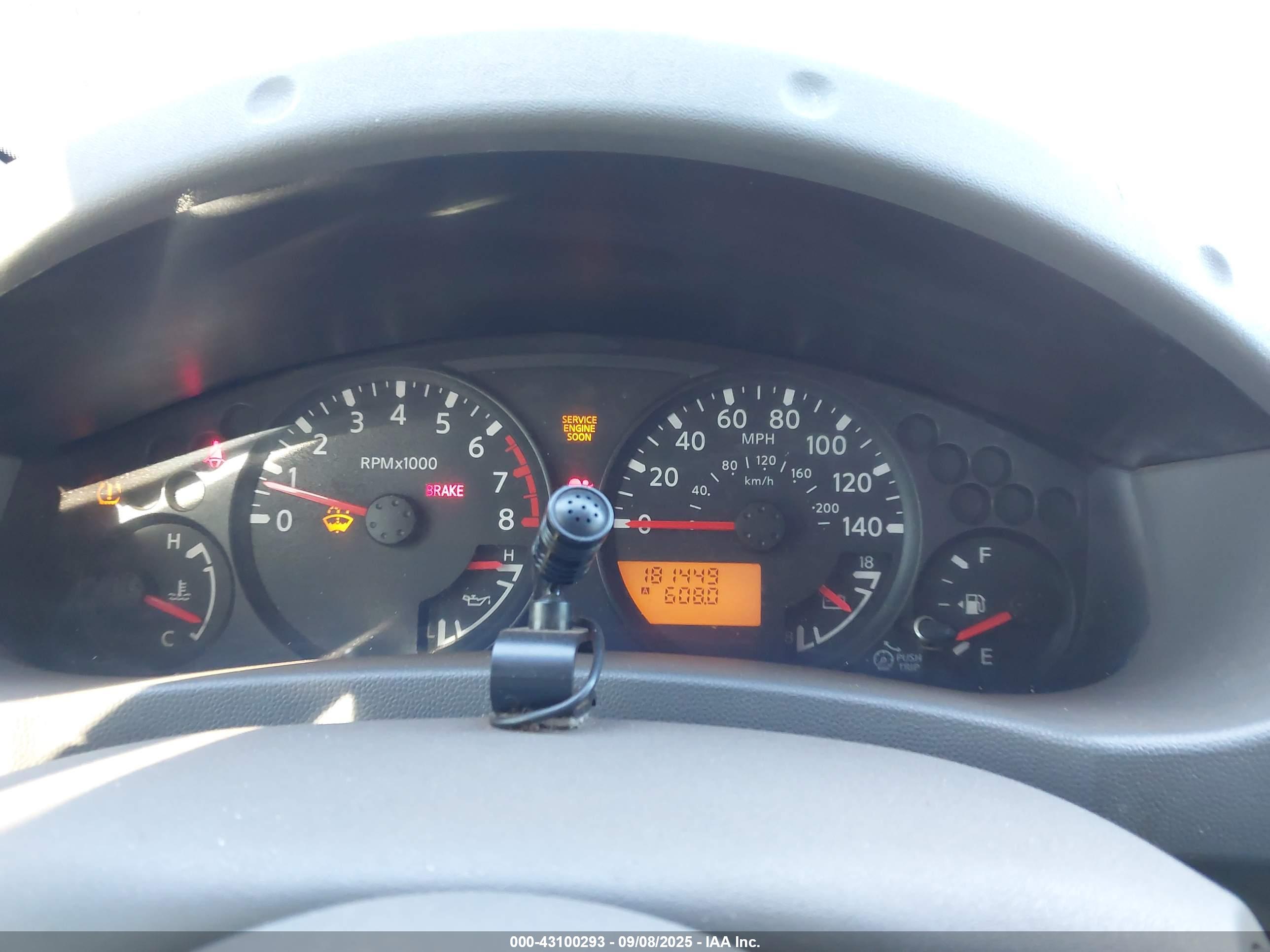 NISSAN FRONTIER image 7