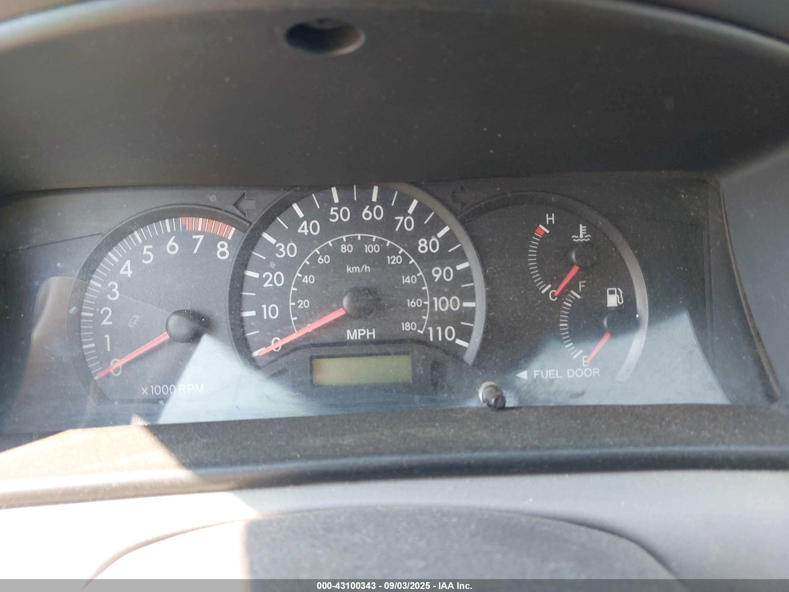 TOYOTA COROLLA image 7