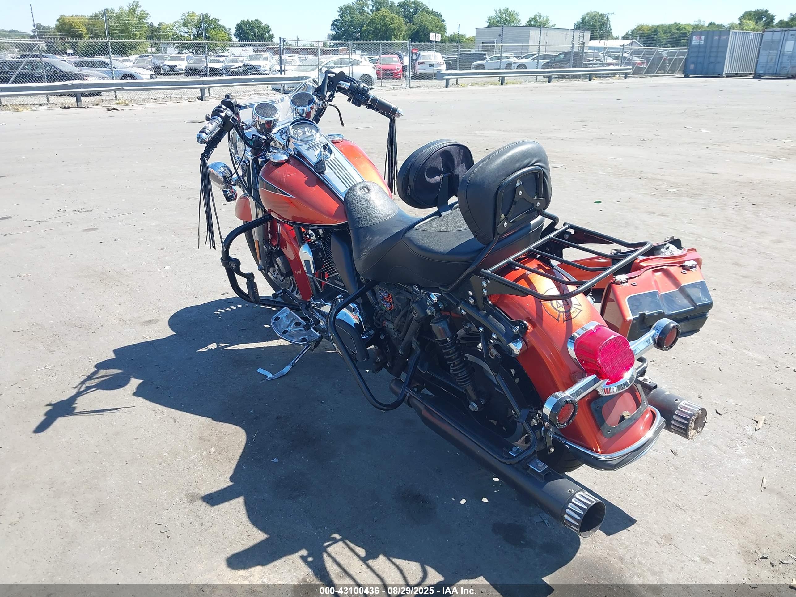 HARLEY-DAVIDSON FLHR image 3