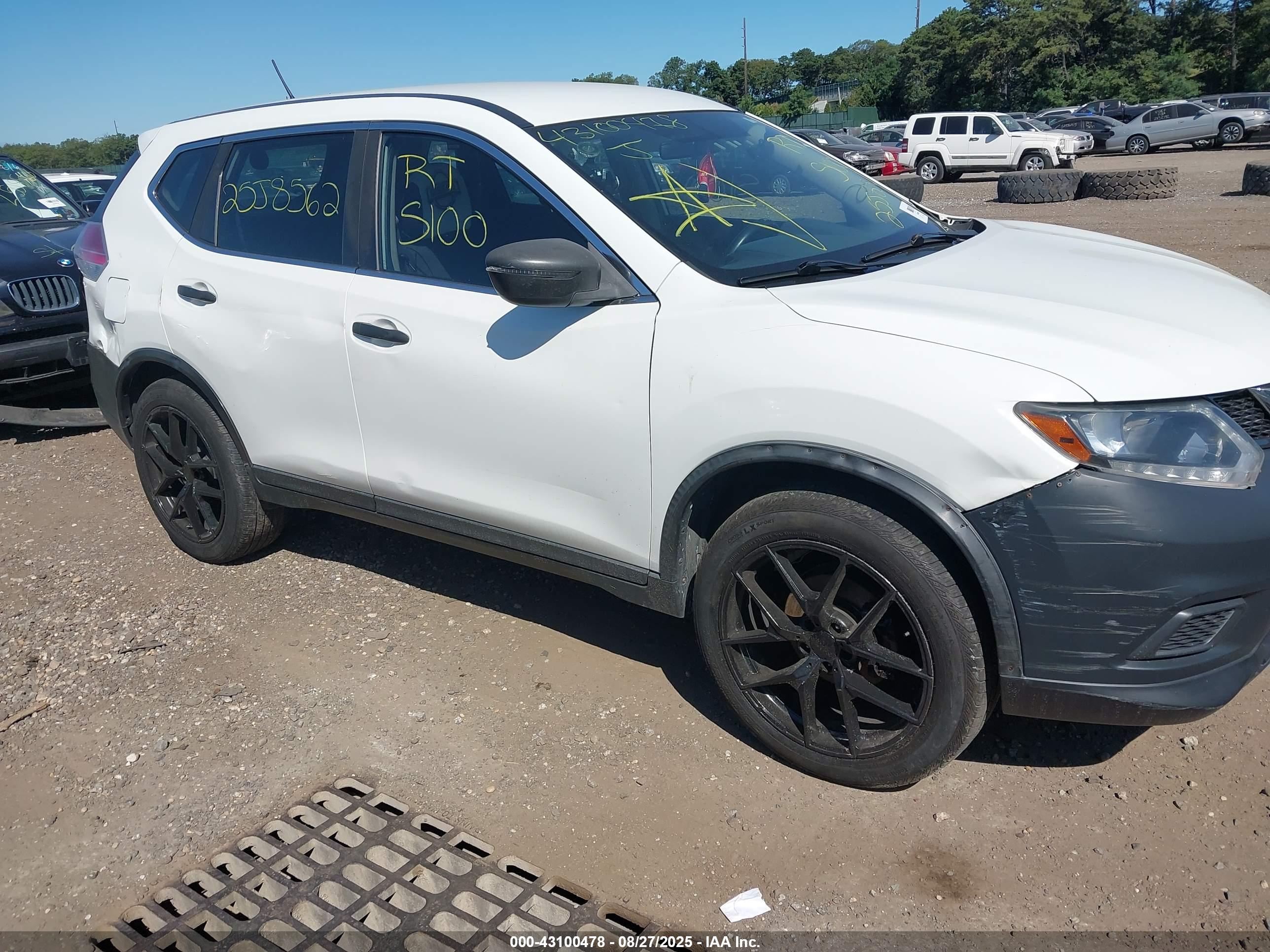 NISSAN ROGUE image 6