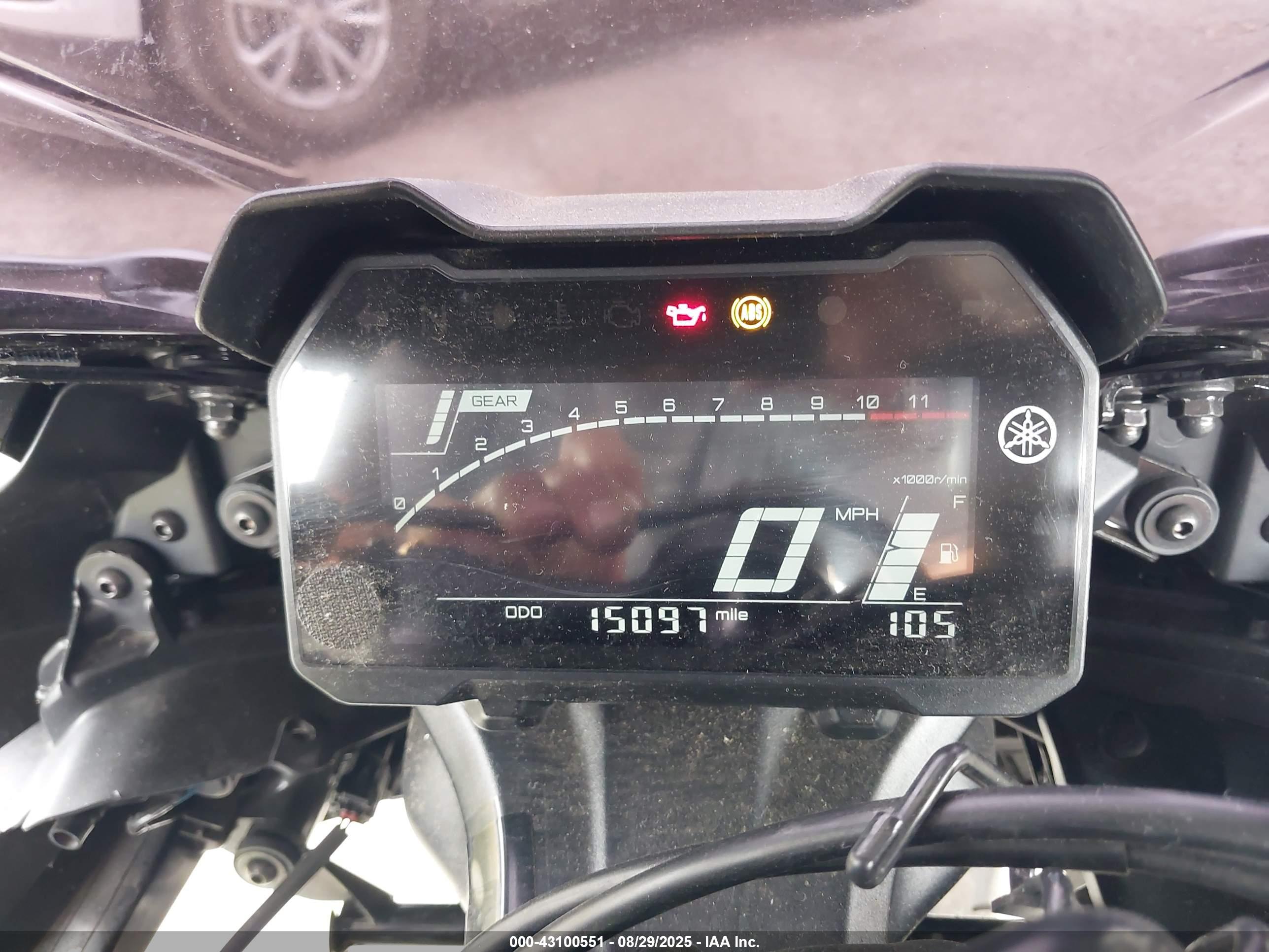 YAMAHA YZFR7 image 7