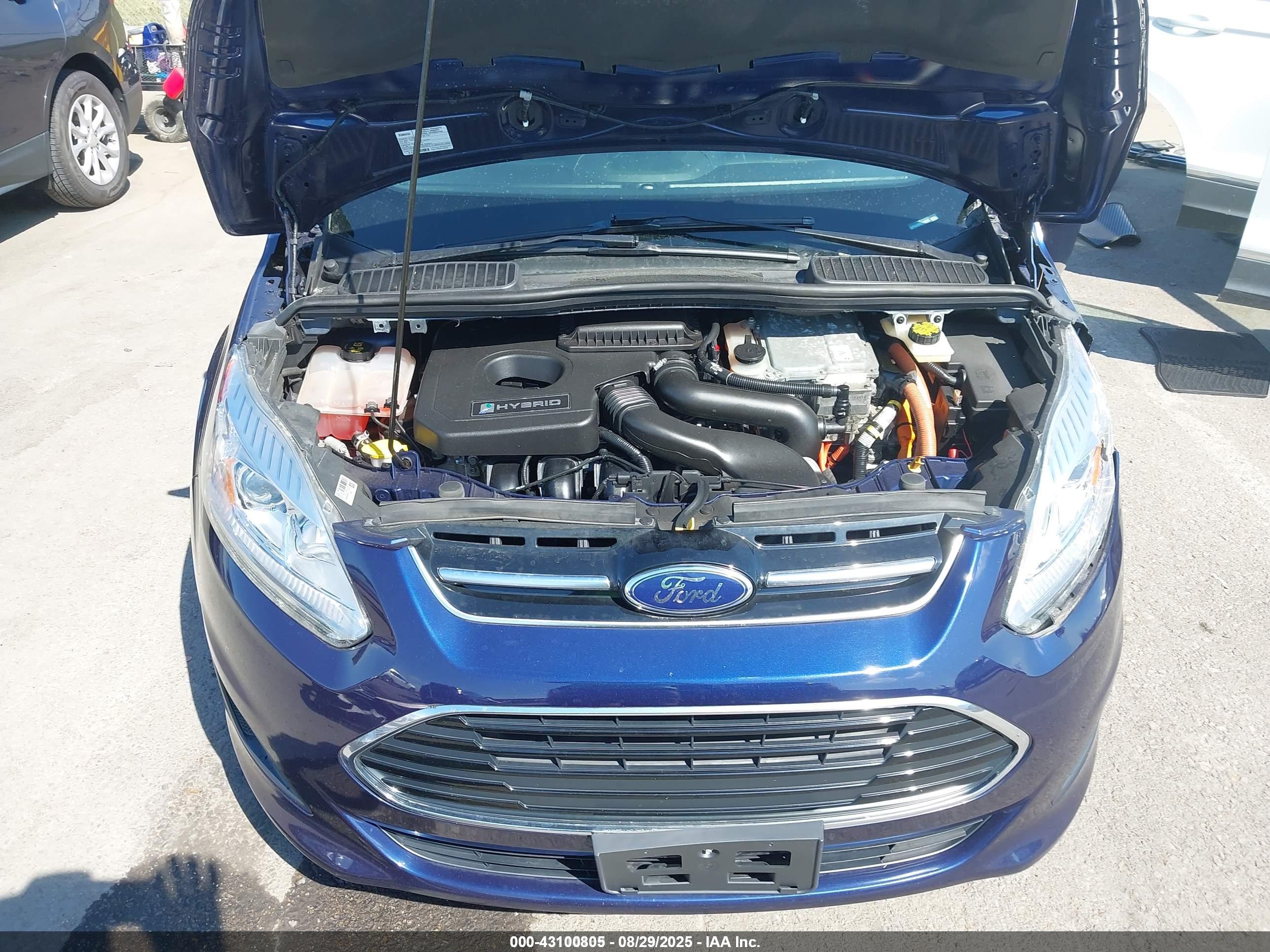 FORD C-MAX image 10