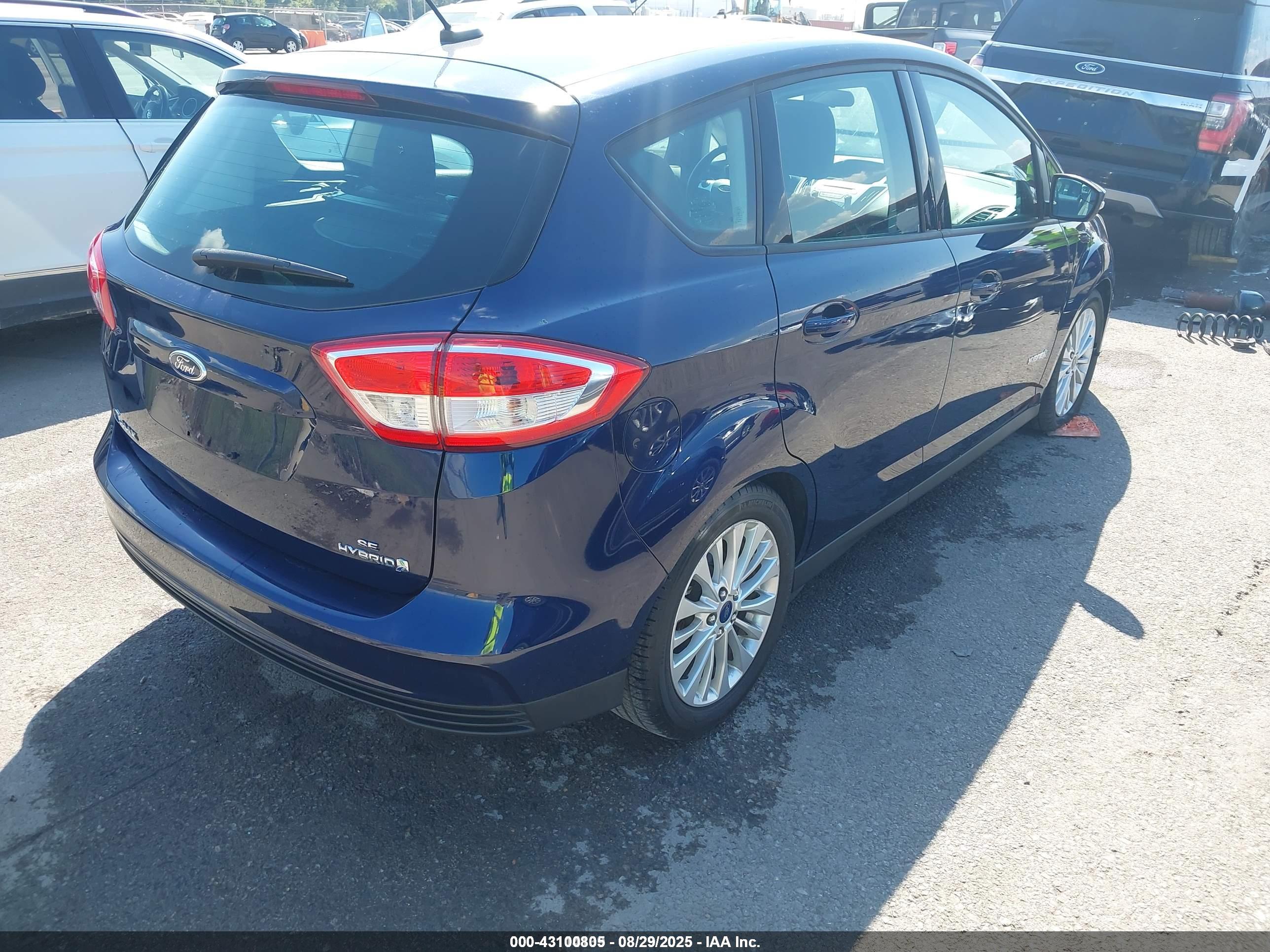 FORD C-MAX image 4