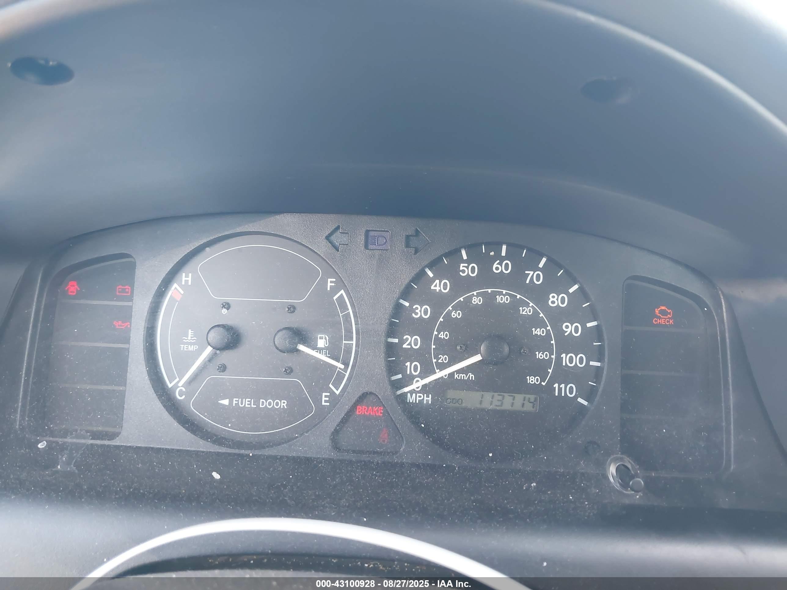 CHEVROLET PRIZM image 7
