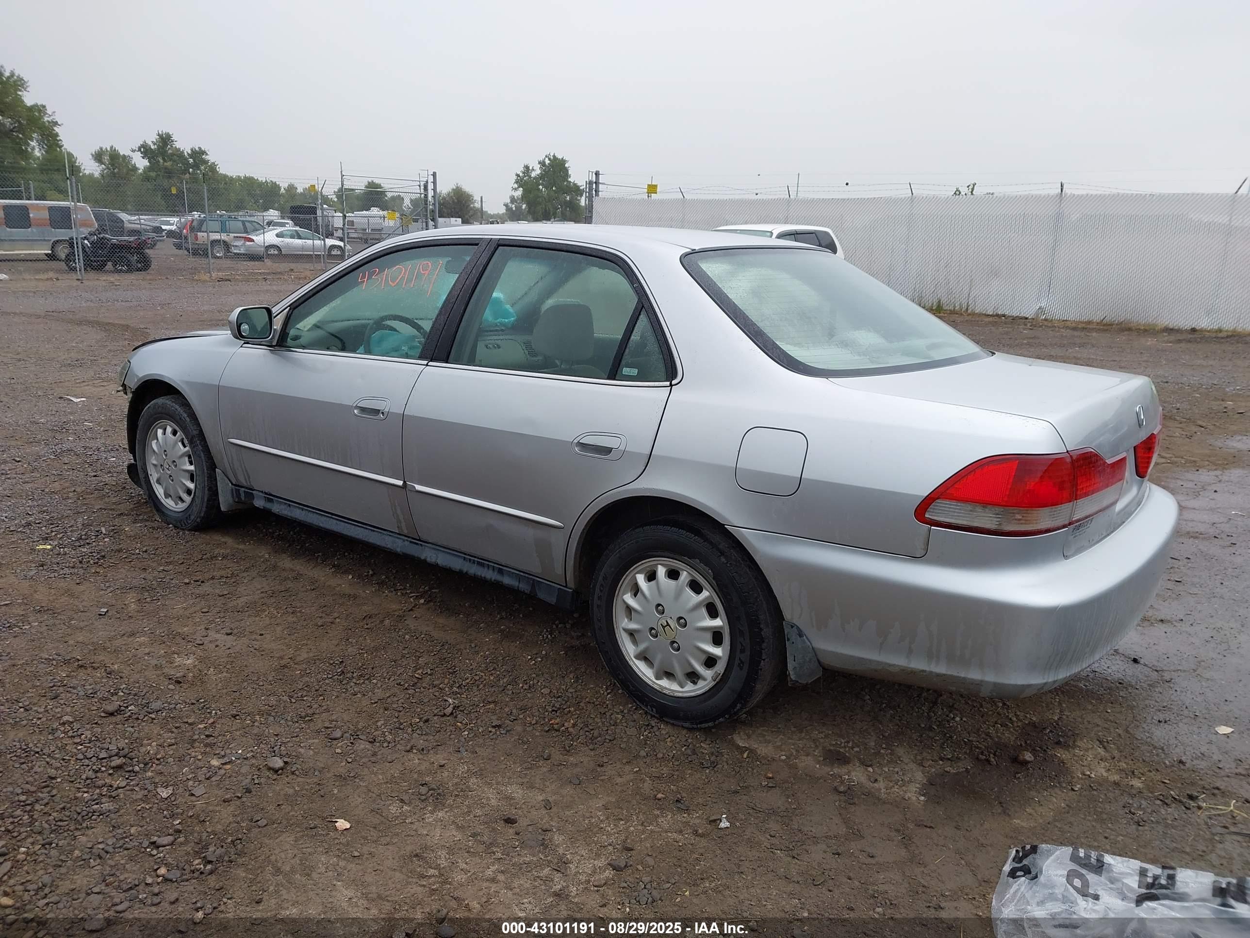 HONDA ACCORD image 3