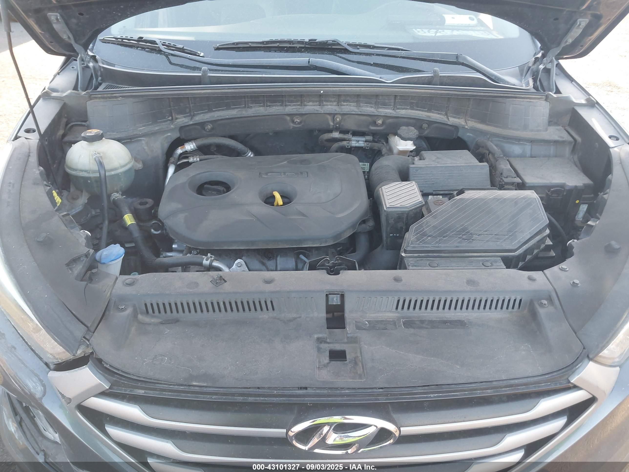 HYUNDAI TUCSON image 10