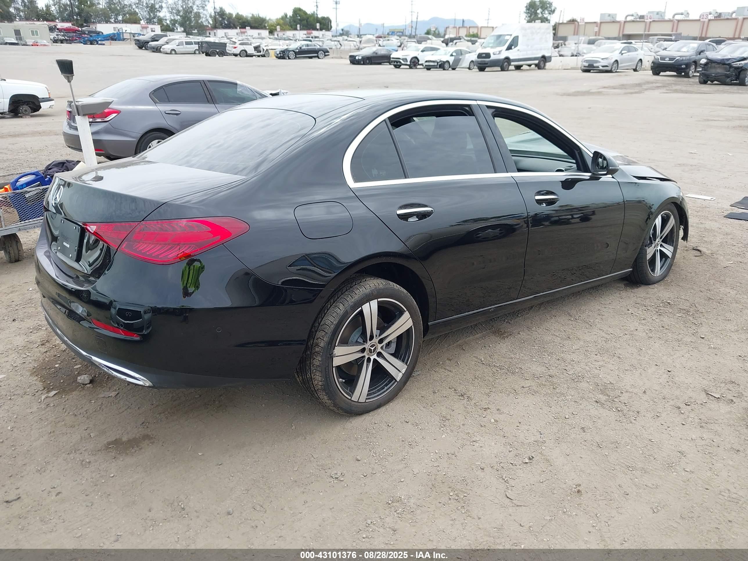 MERCEDES-BENZ C image 4
