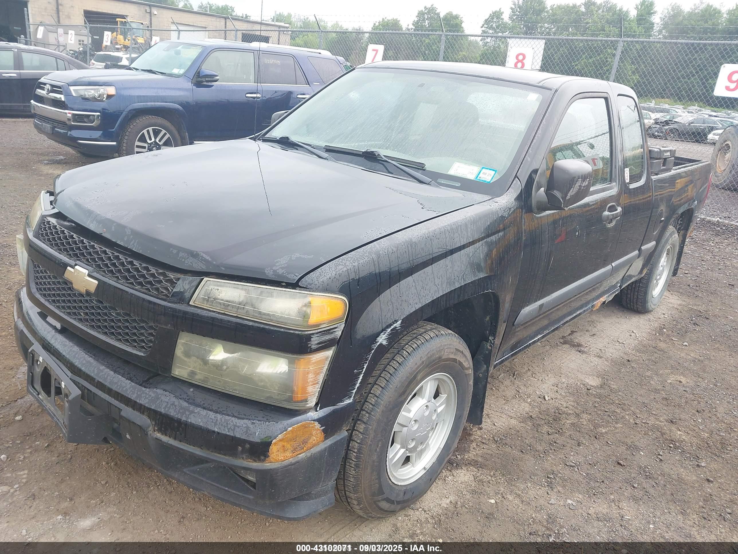 CHEVROLET COLORADO image 6