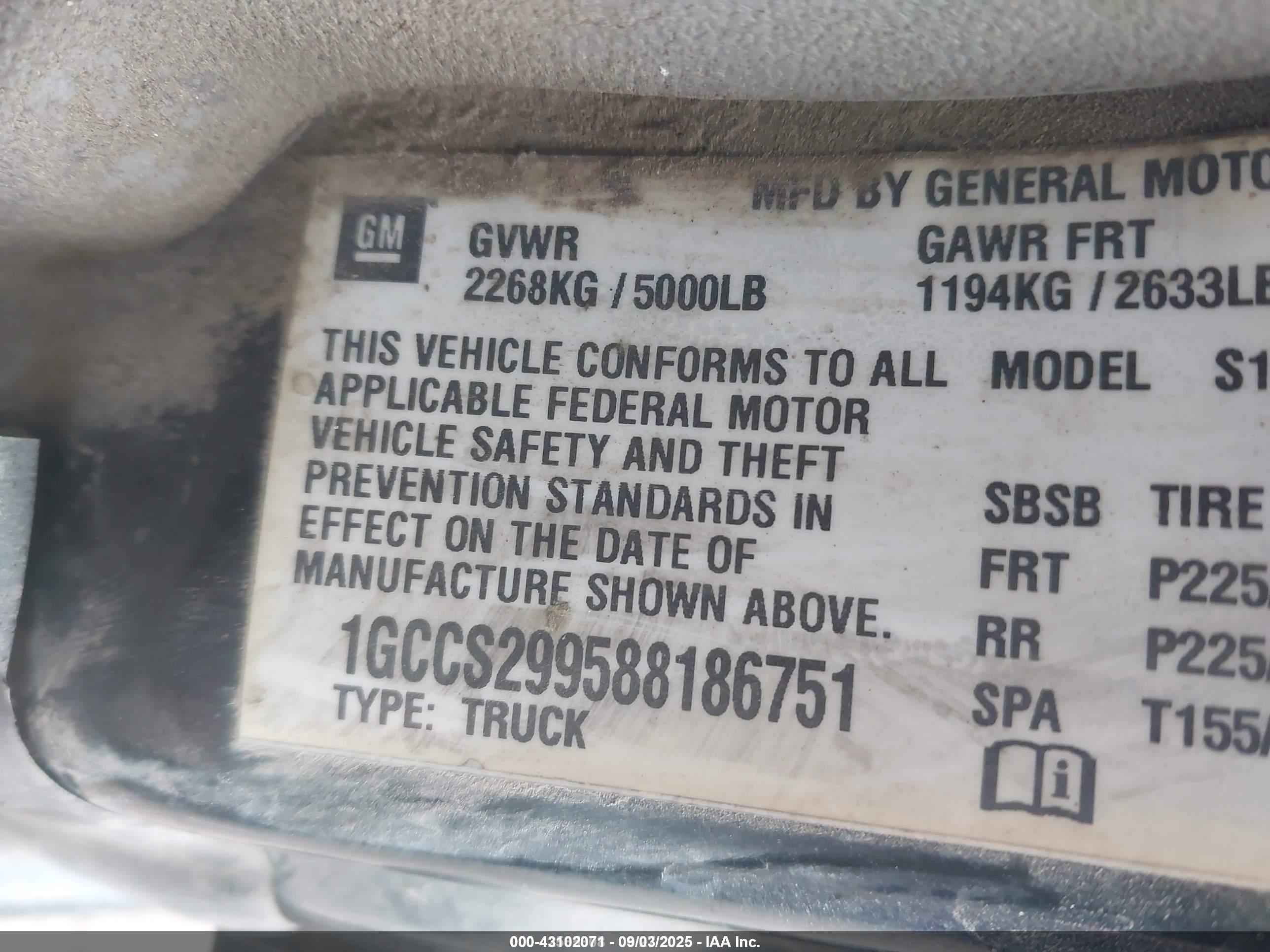 CHEVROLET COLORADO image 9