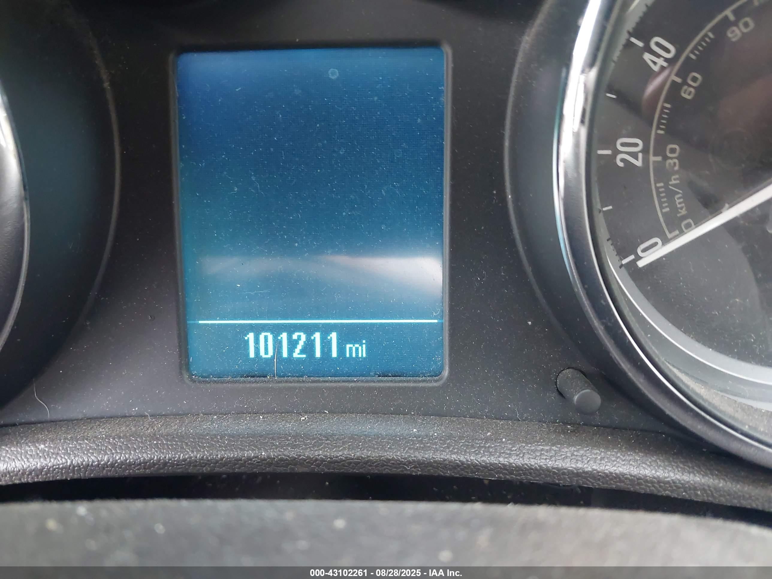 BUICK VERANO image 7