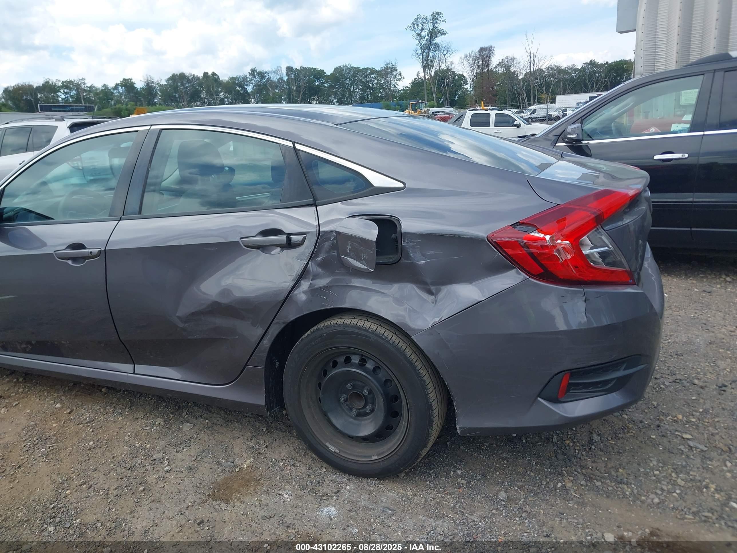 HONDA CIVIC image 6