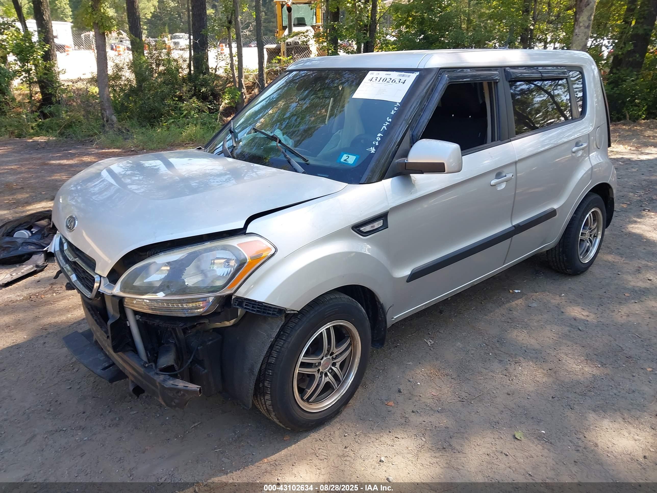 KIA SOUL image 2