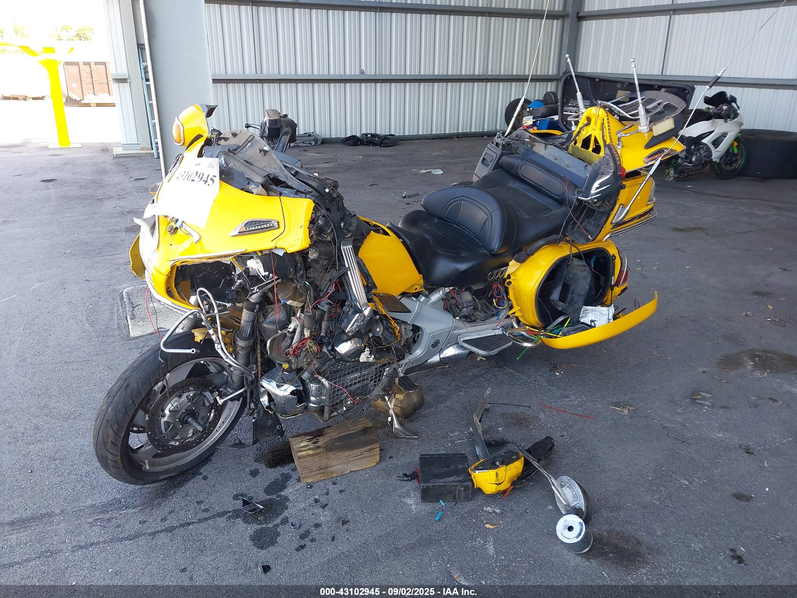 HONDA GL1800 image 2
