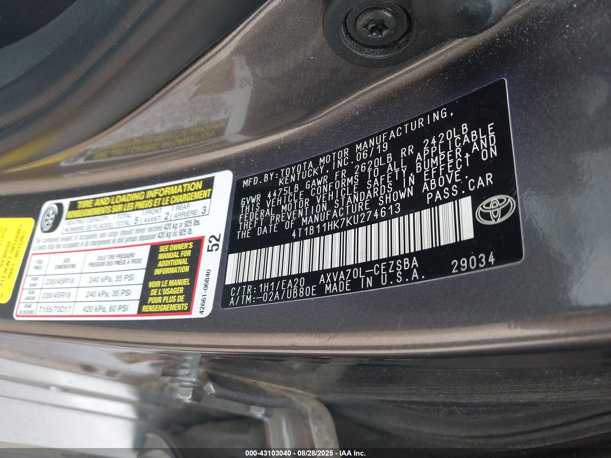 TOYOTA CAMRY image 9