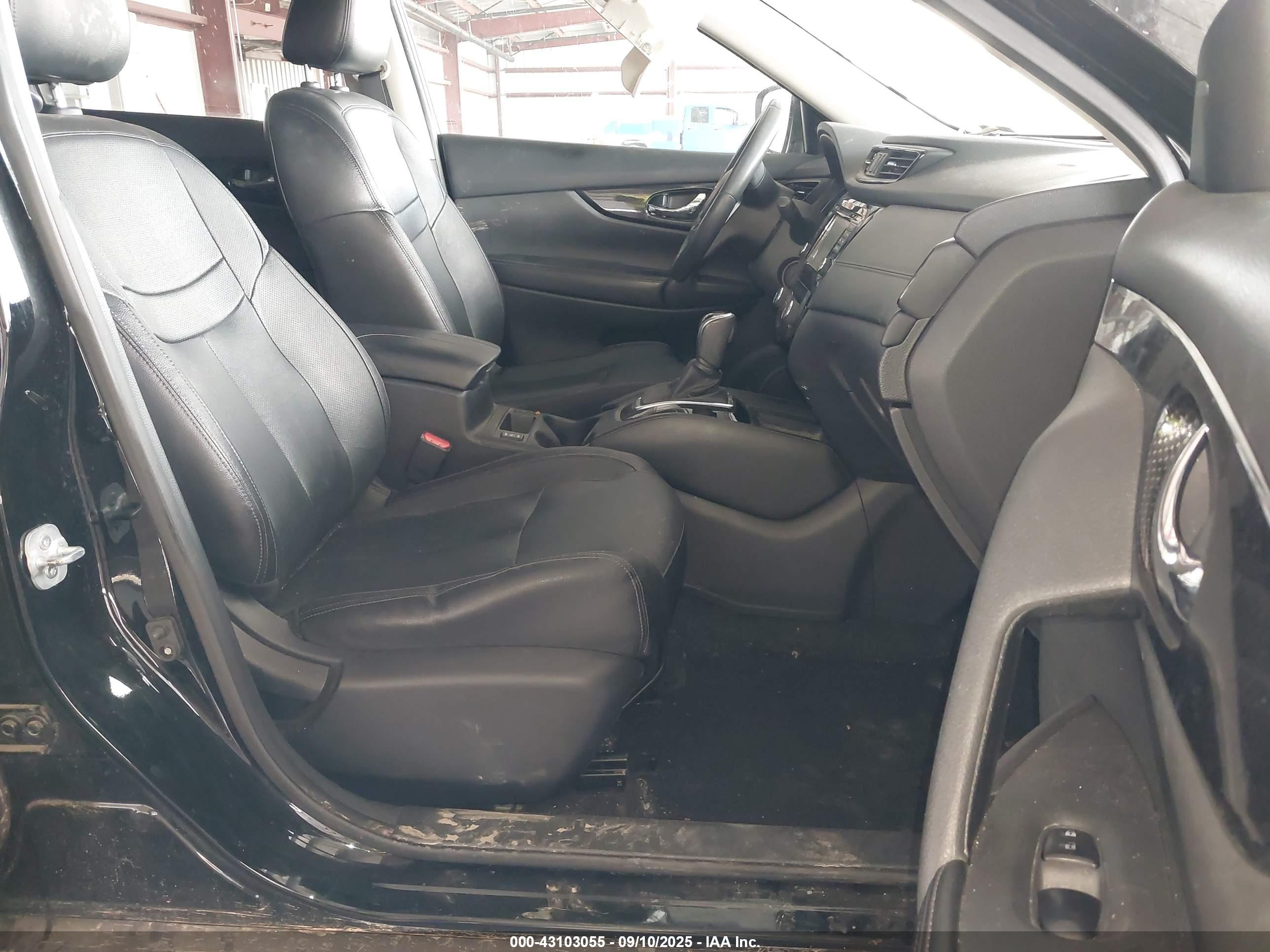 NISSAN ROGUE image 5