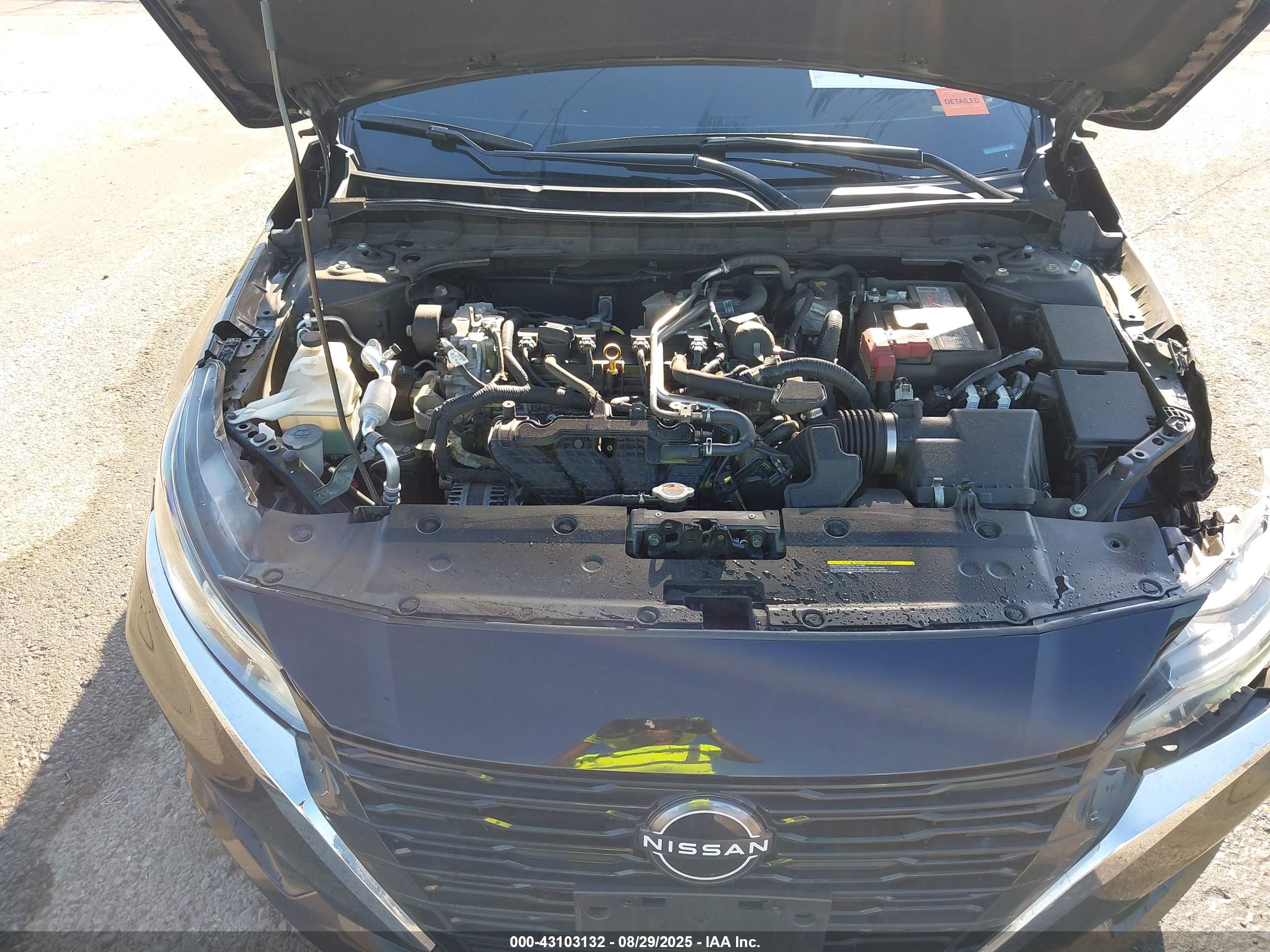NISSAN ALTIMA image 10