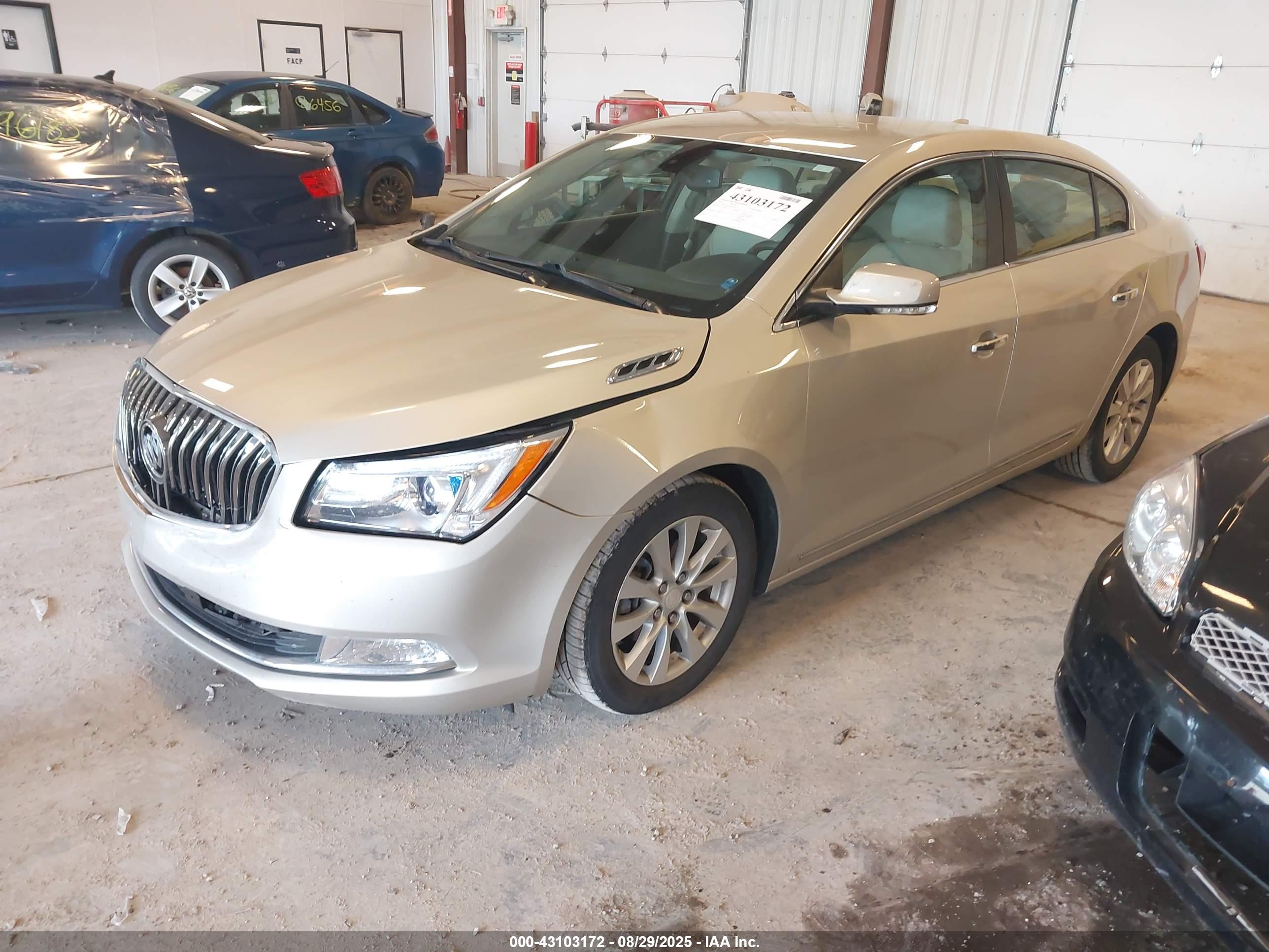 BUICK LACROSSE image 2