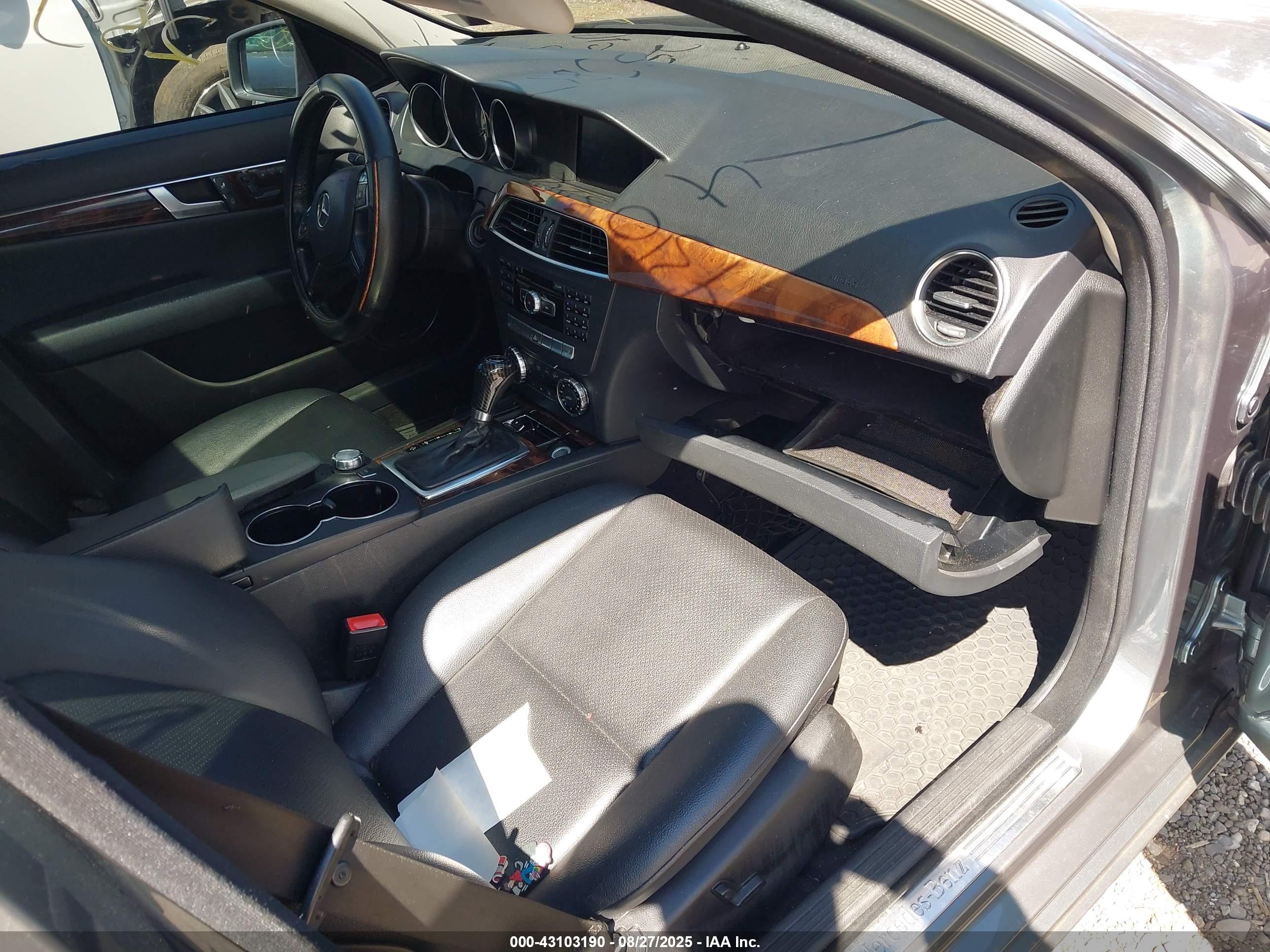 MERCEDES-BENZ C image 5