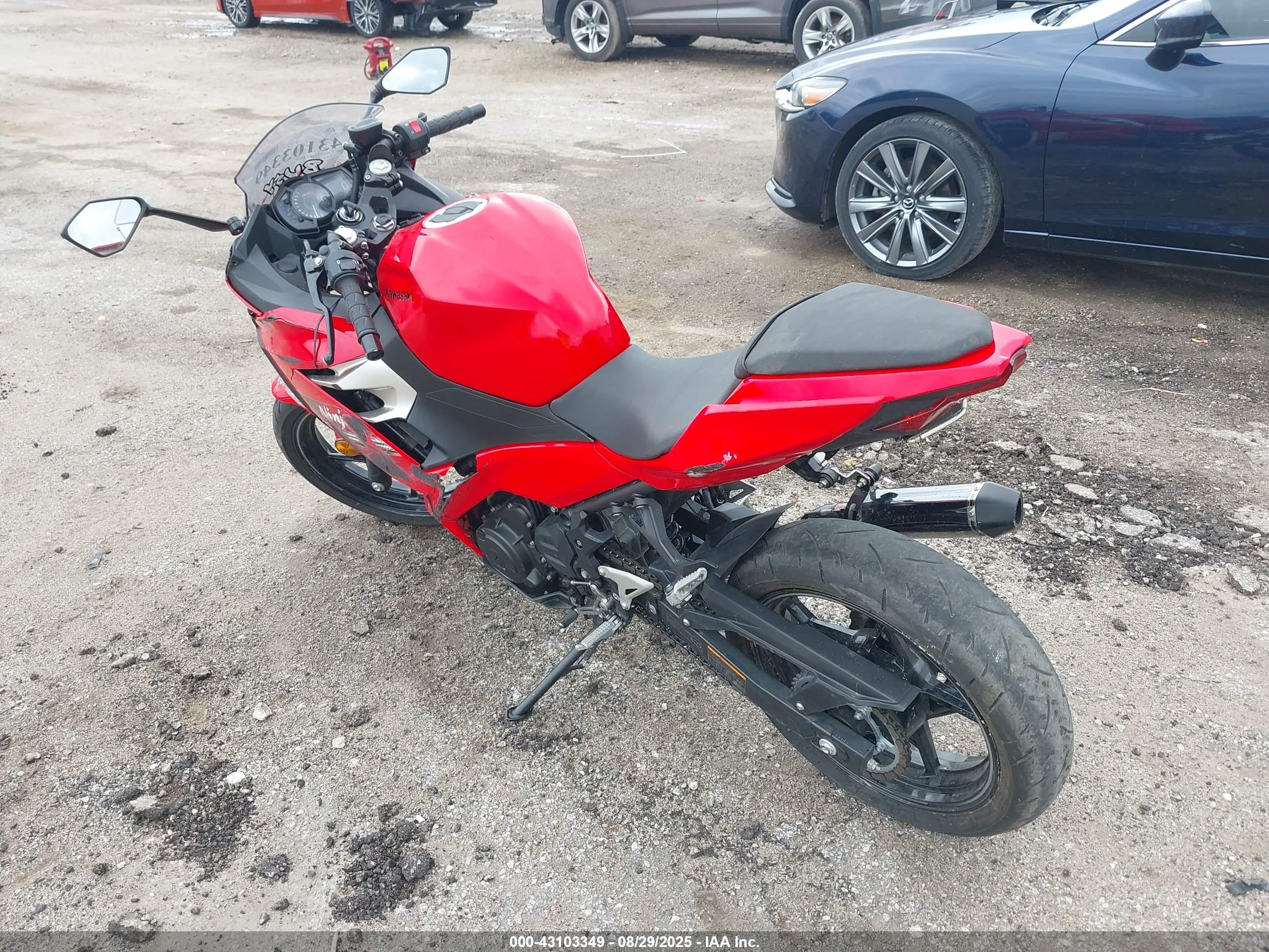 KAWASAKI EX400 image 3