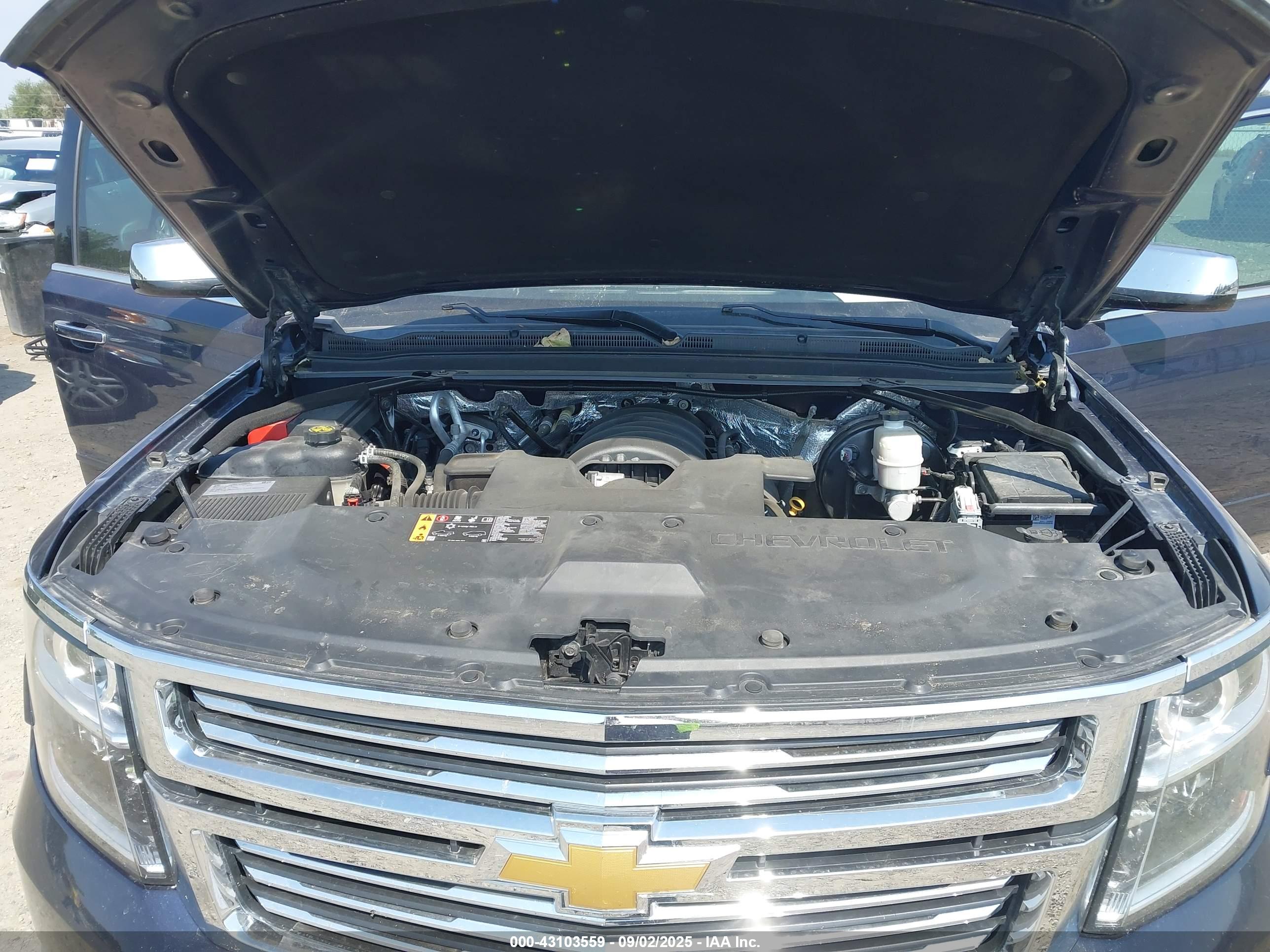 CHEVROLET TAHOE image 10