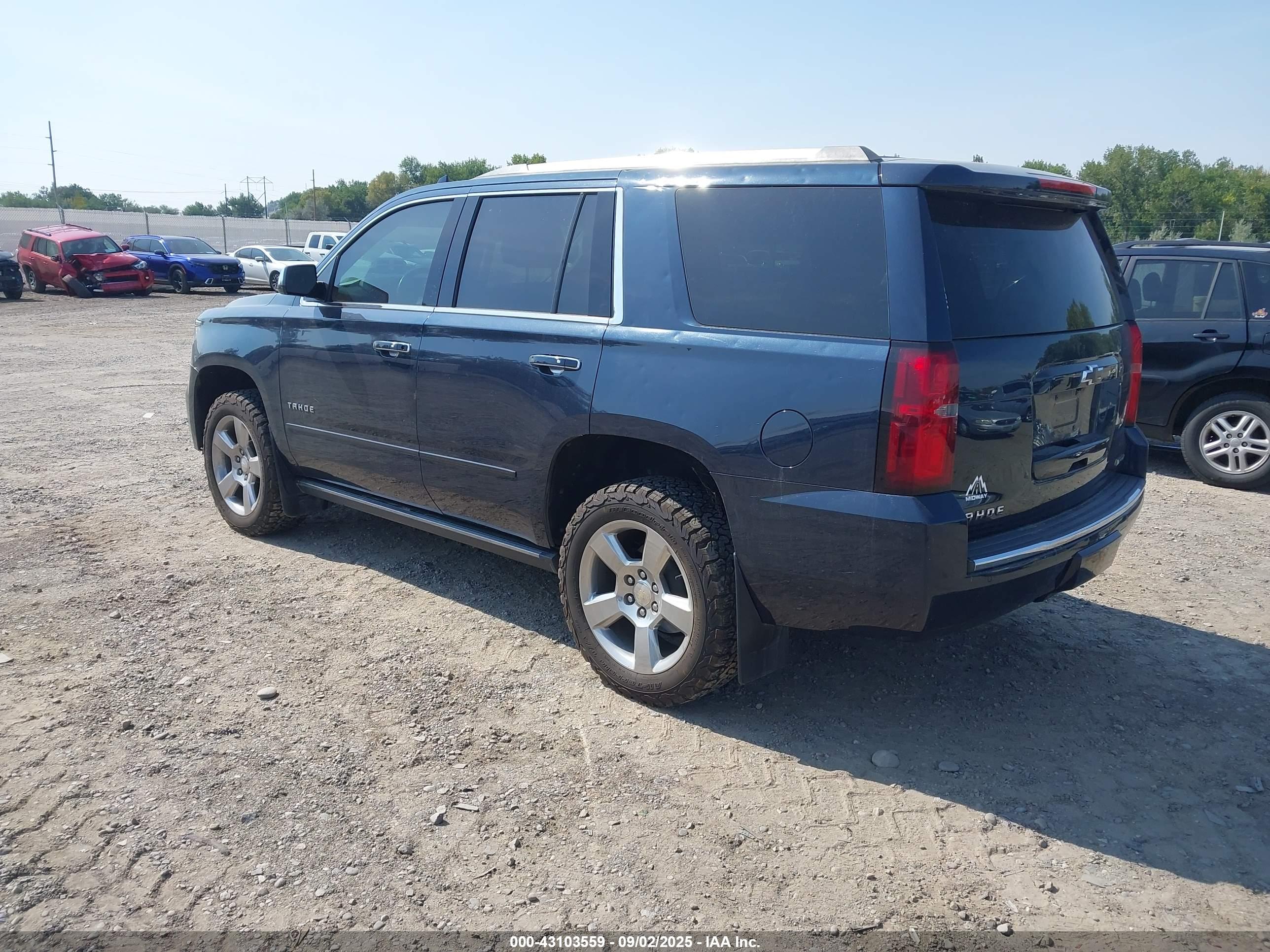 CHEVROLET TAHOE image 3