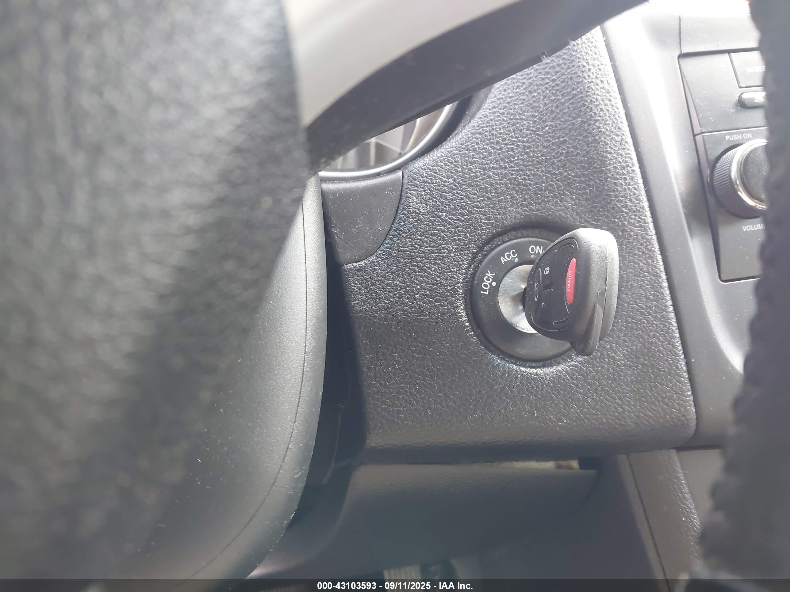DODGE AVENGER image 11