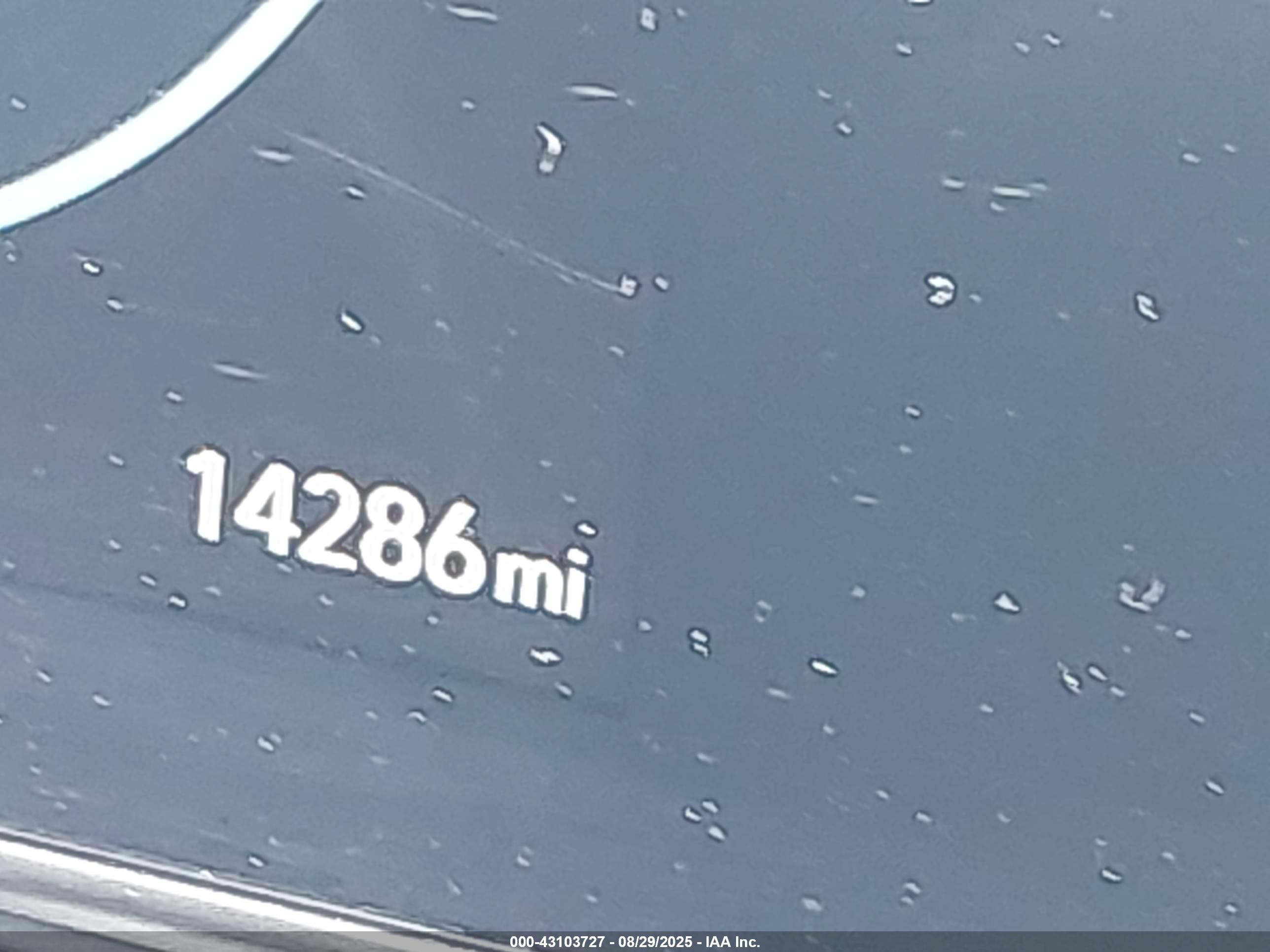 HYUNDAI KONA image 7