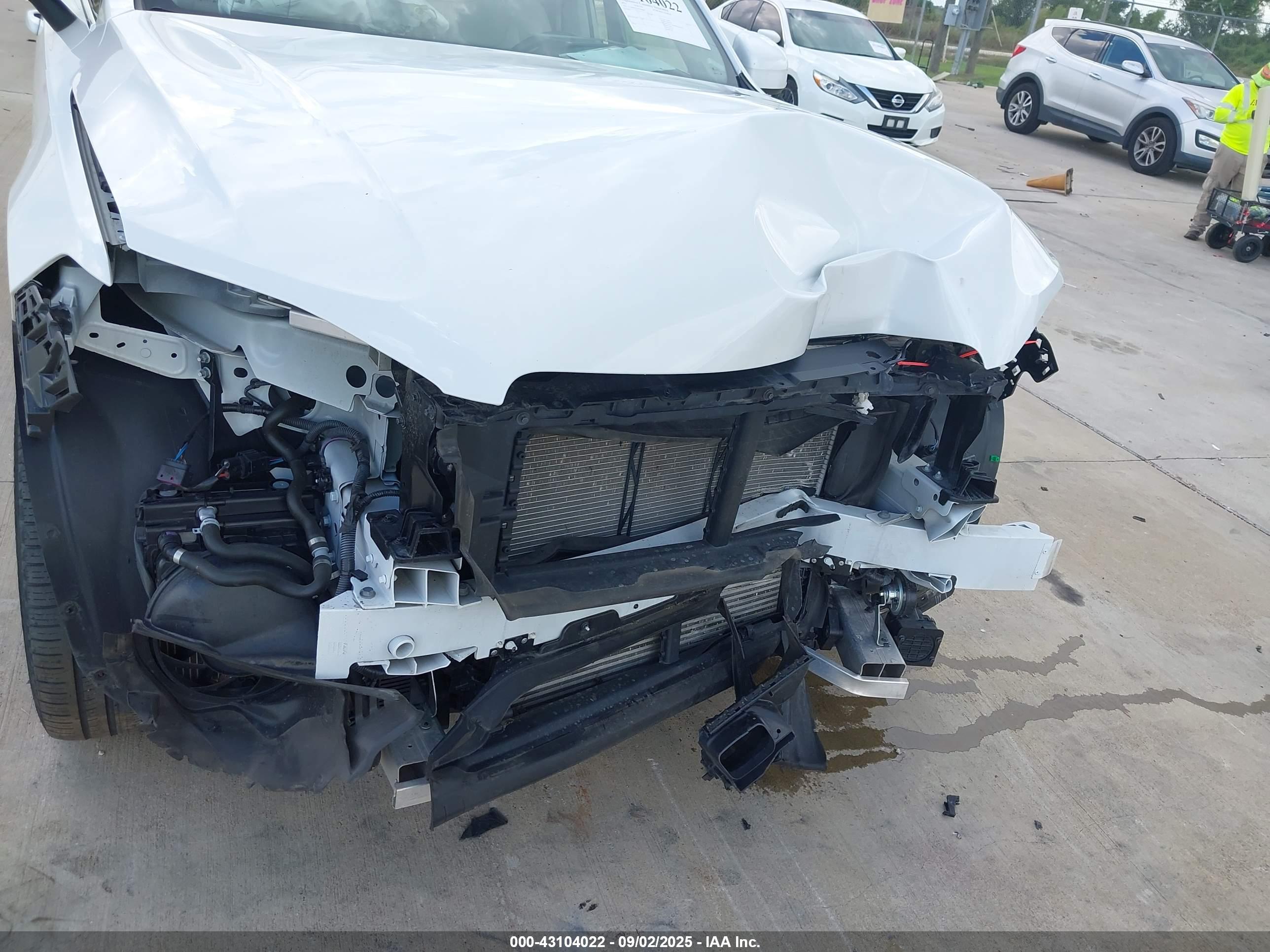 VOLVO XC90 image 6