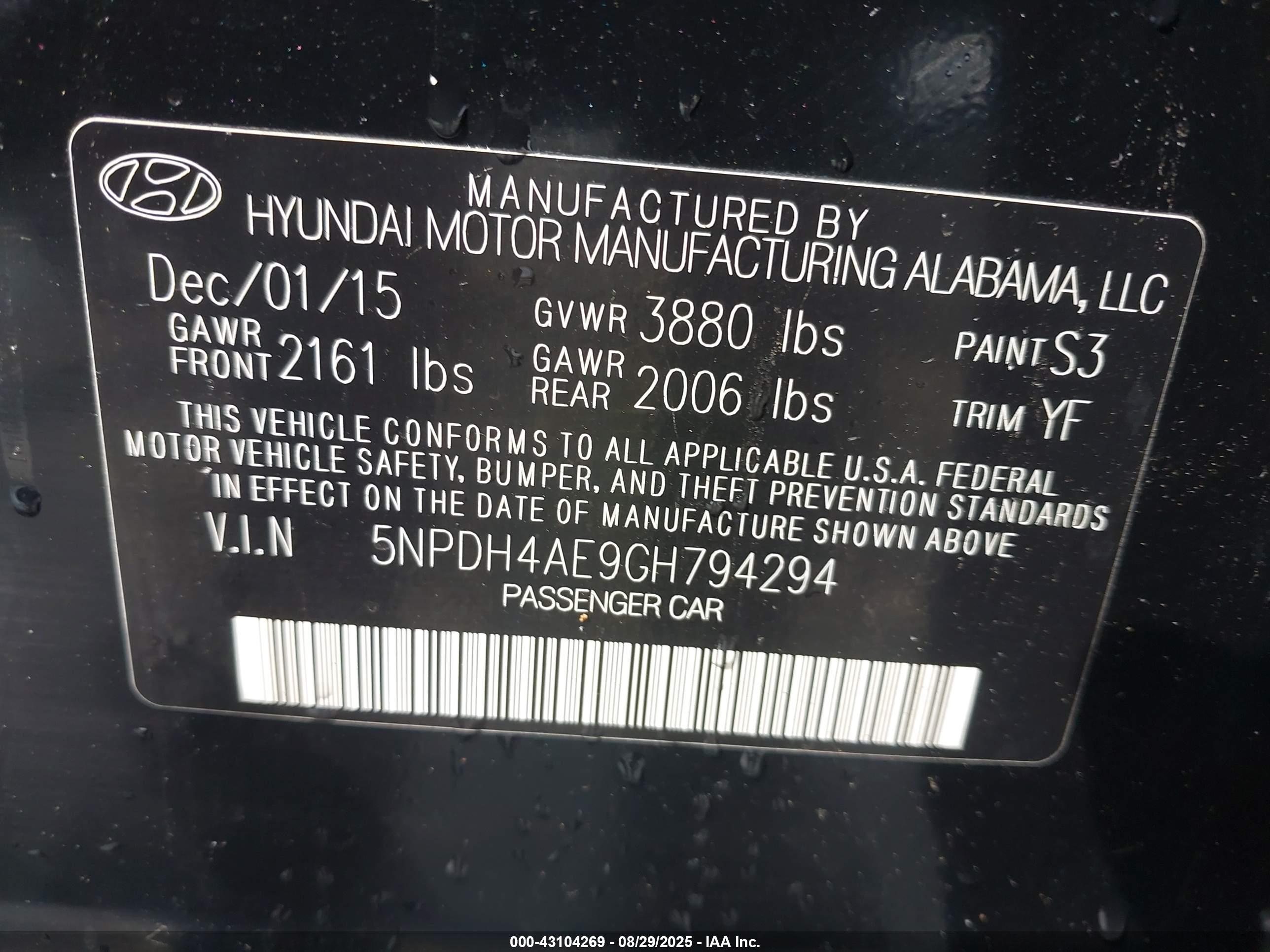 HYUNDAI ELANTRA image 9