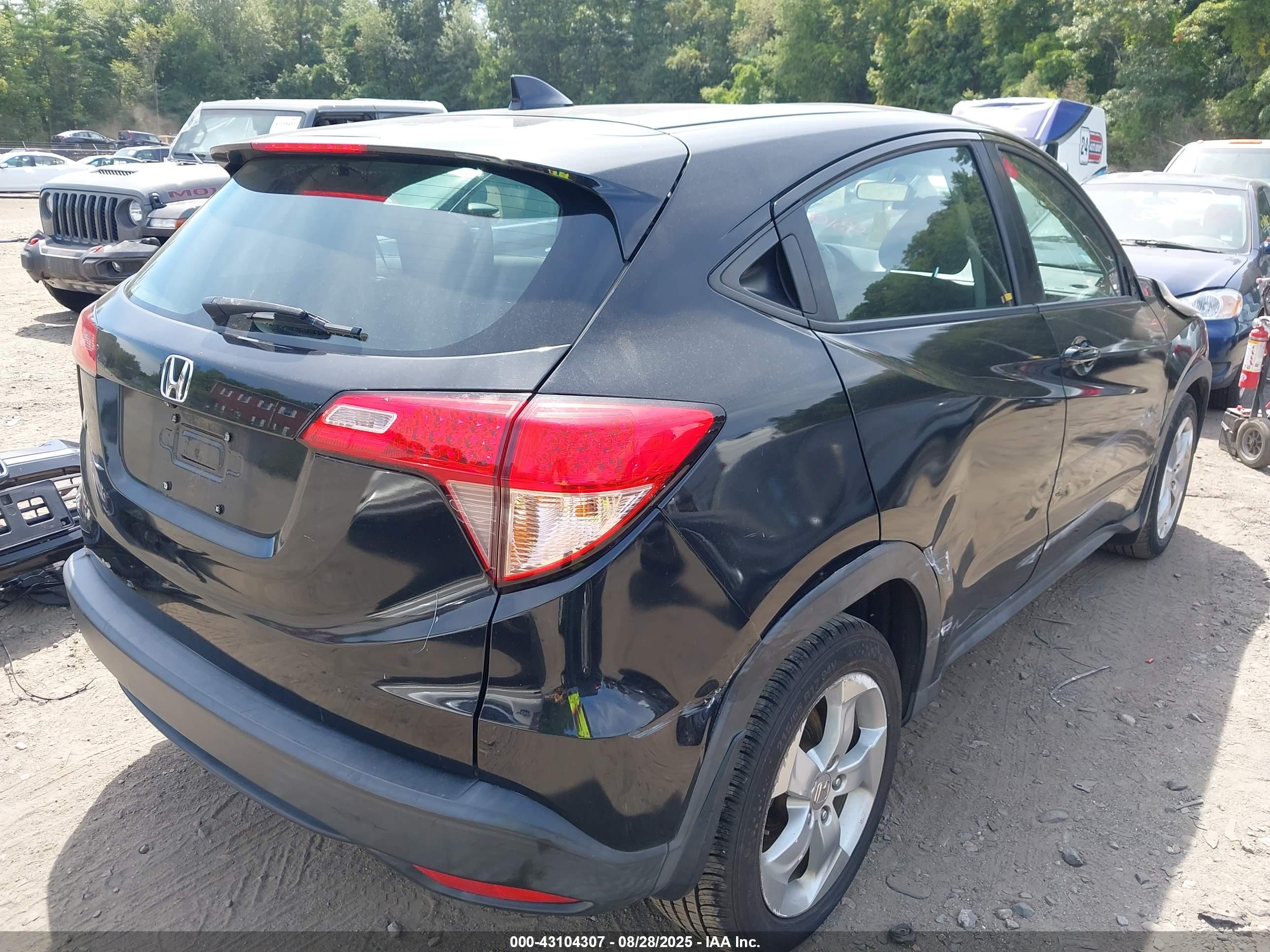 HONDA HR-V image 4