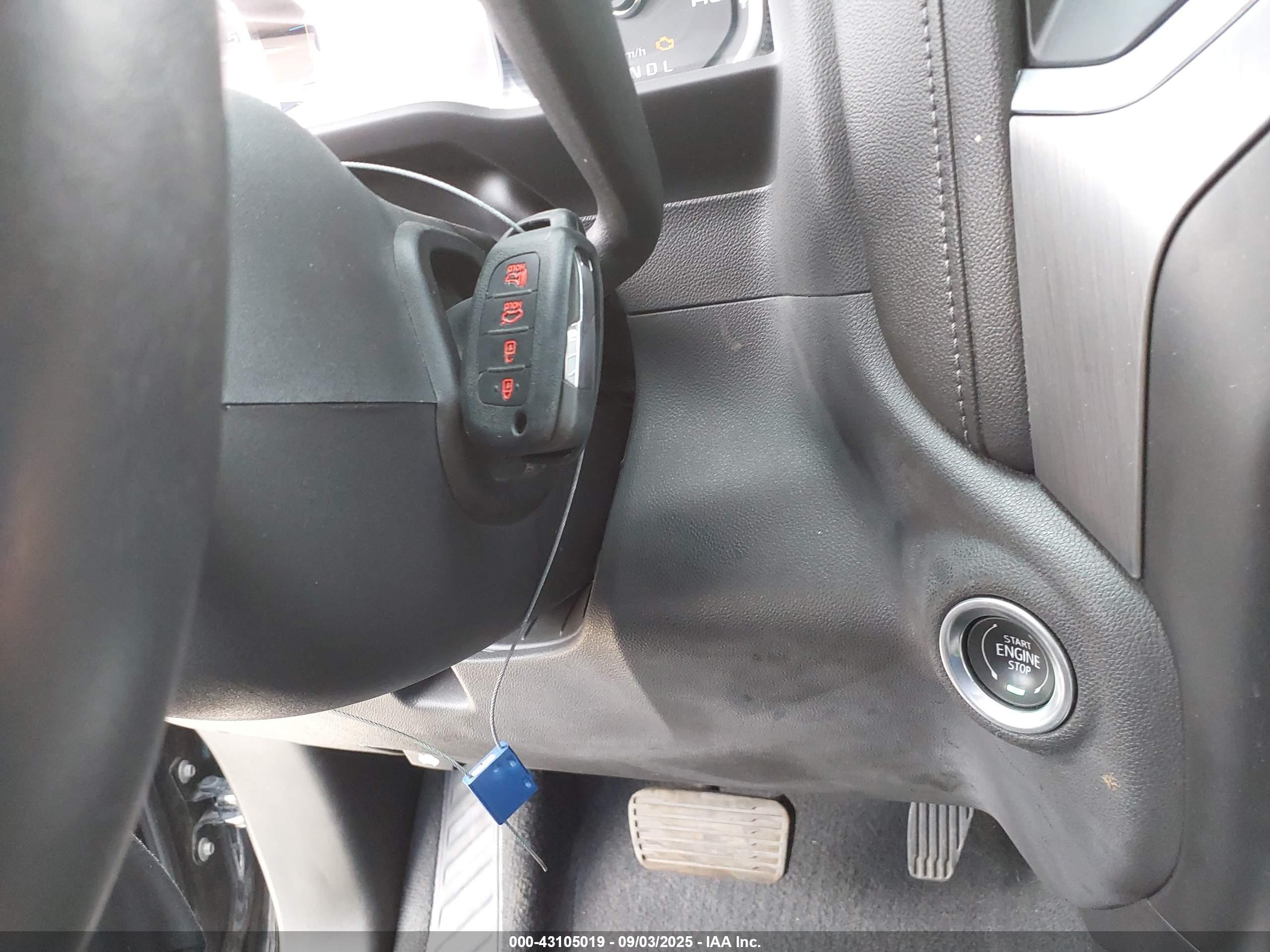 GMC SIERRA image 11