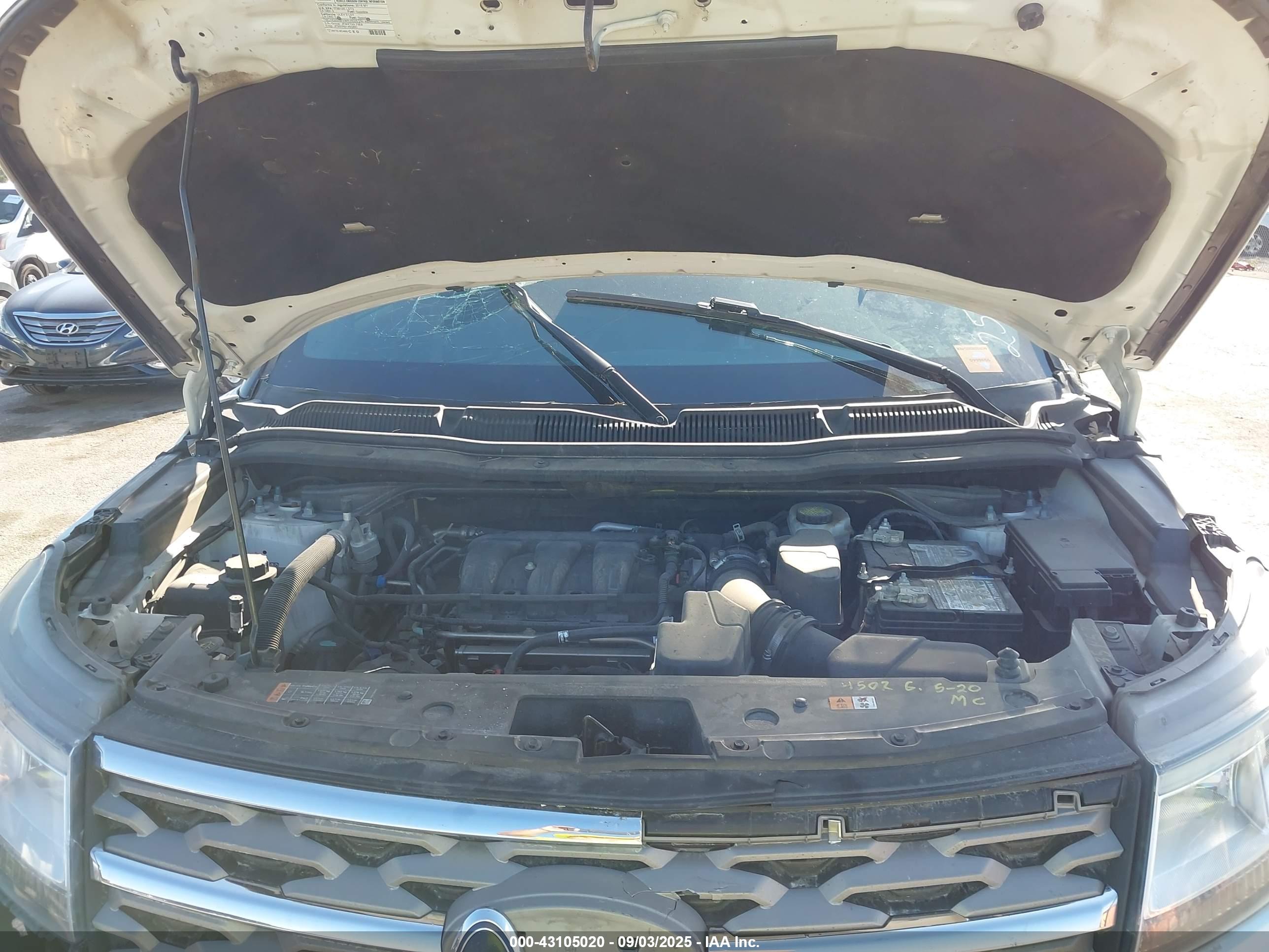 FORD EXPLORER image 10