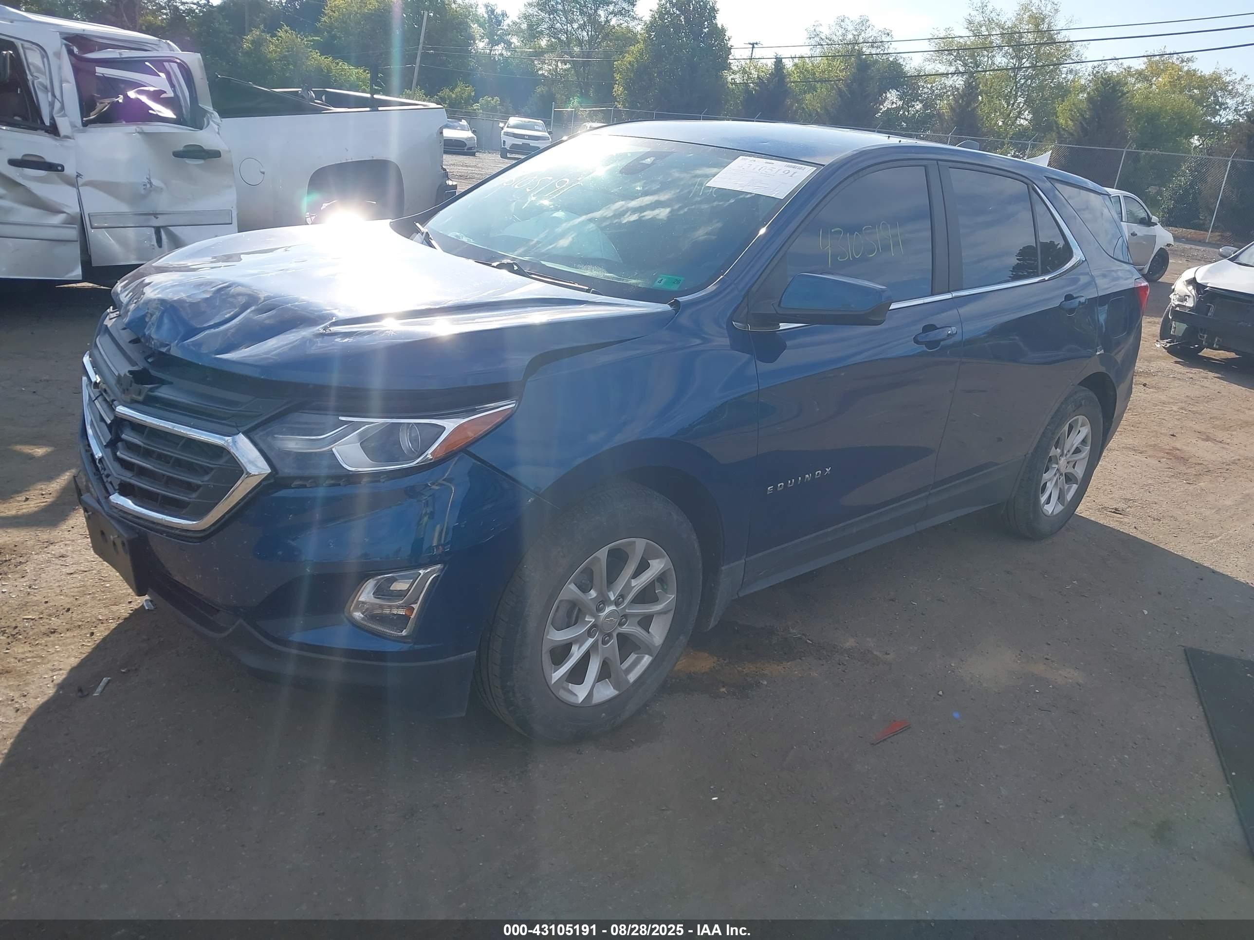 CHEVROLET EQUINOX image 2