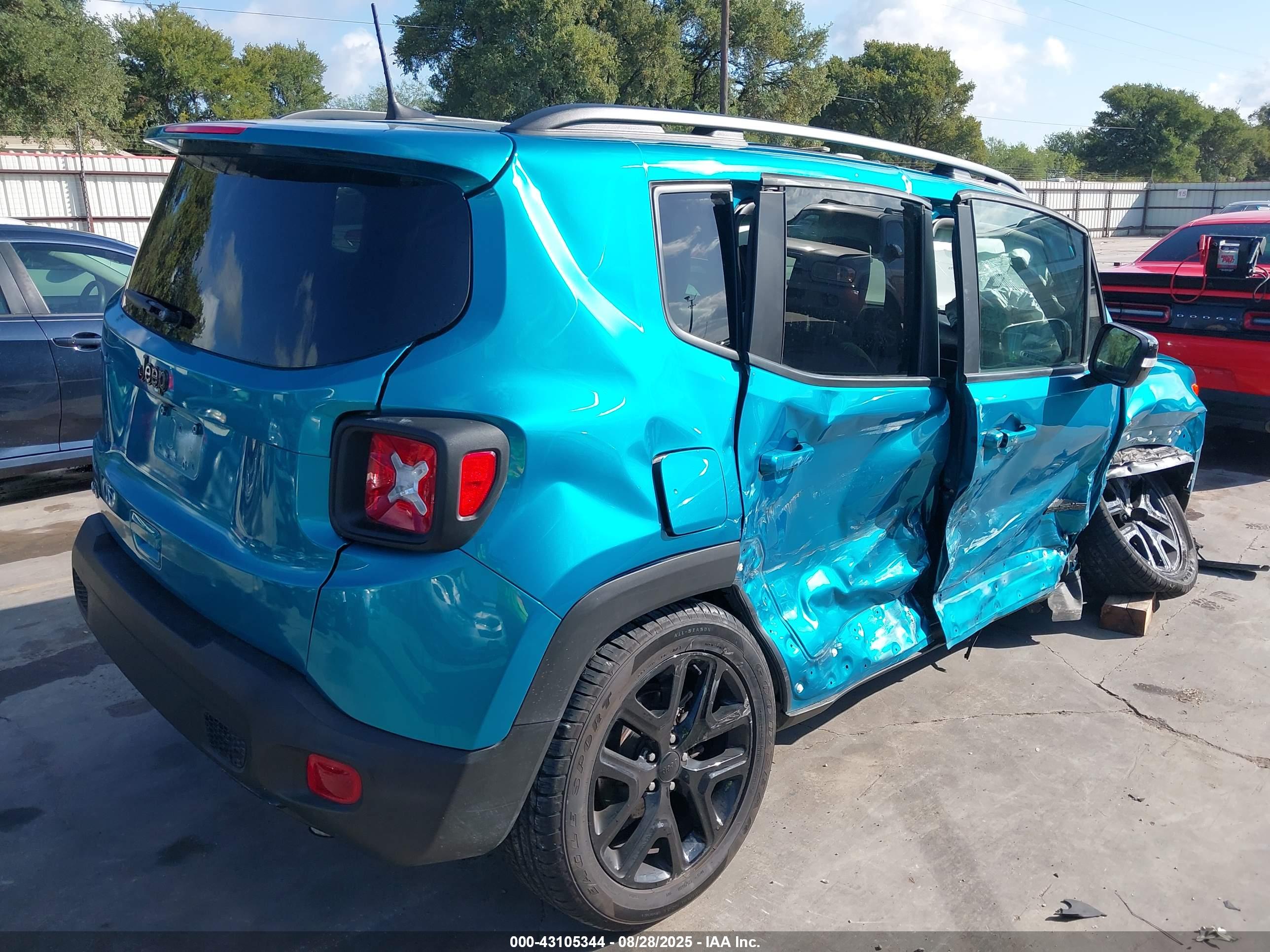 JEEP RENEGADE image 4