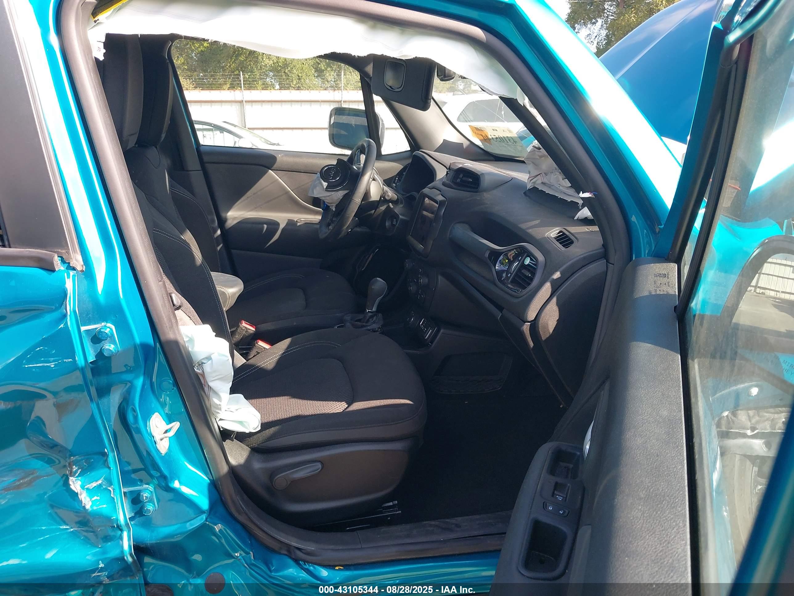 JEEP RENEGADE image 5