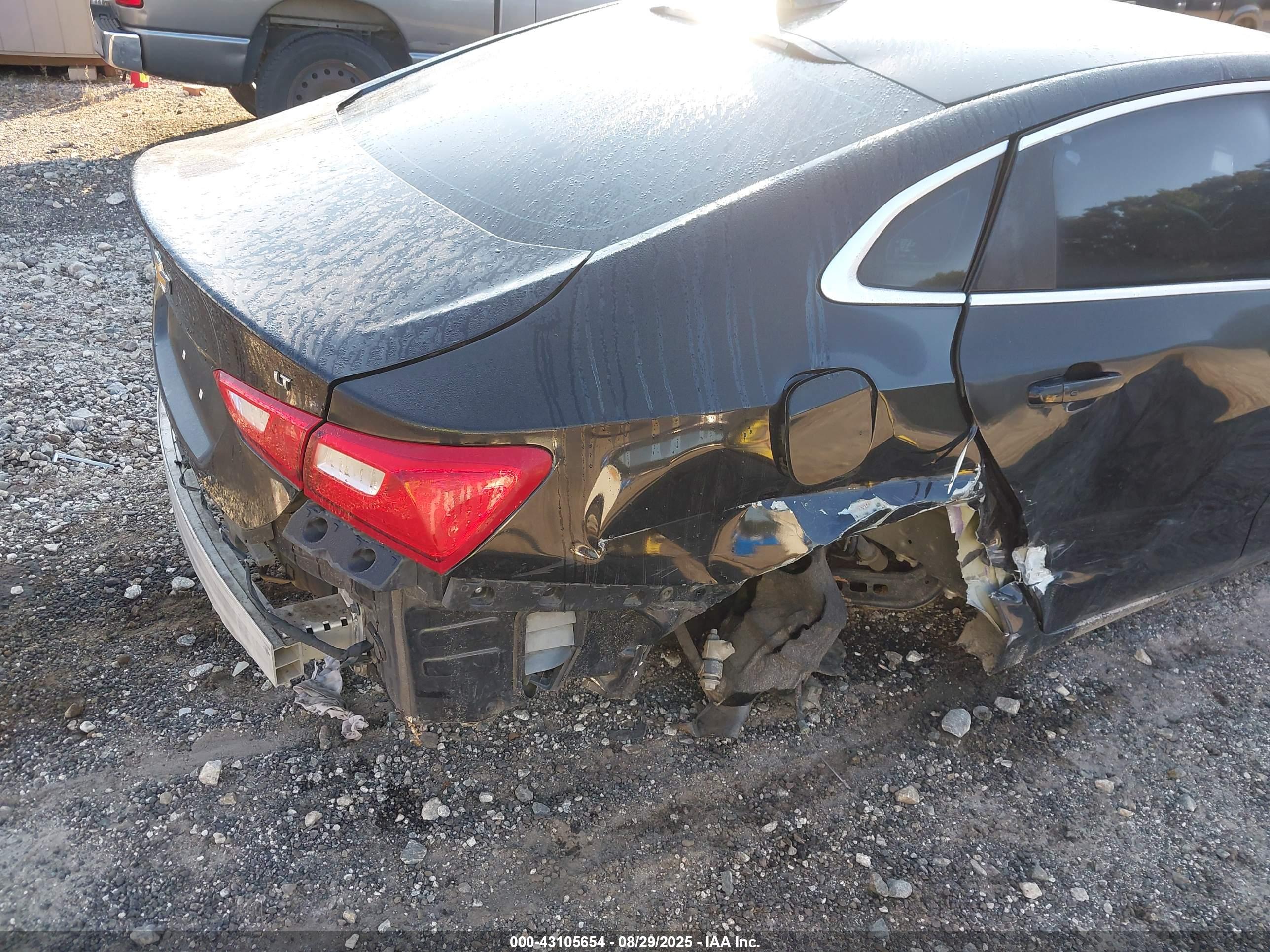CHEVROLET MALIBU image 6